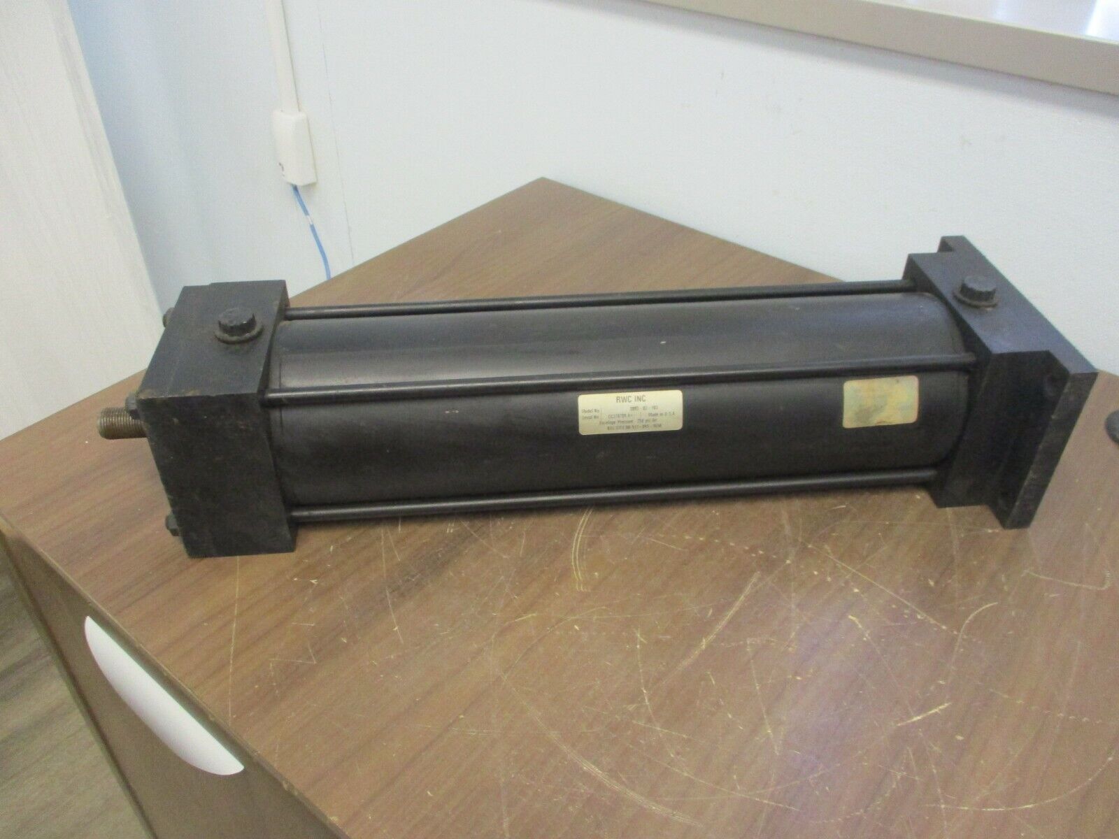 RWC Air Cylinder 8893-03-103 250PSI Used