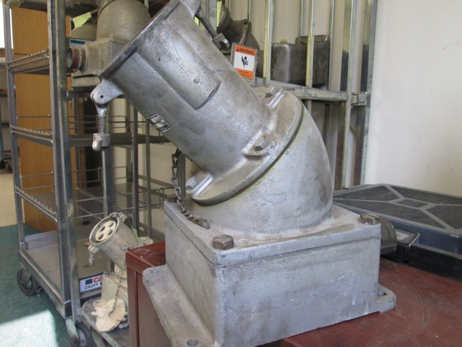 Crouse-Hinds Receptacle w/Base AR2031 200A 600V 3P 3W * No Cap* Used