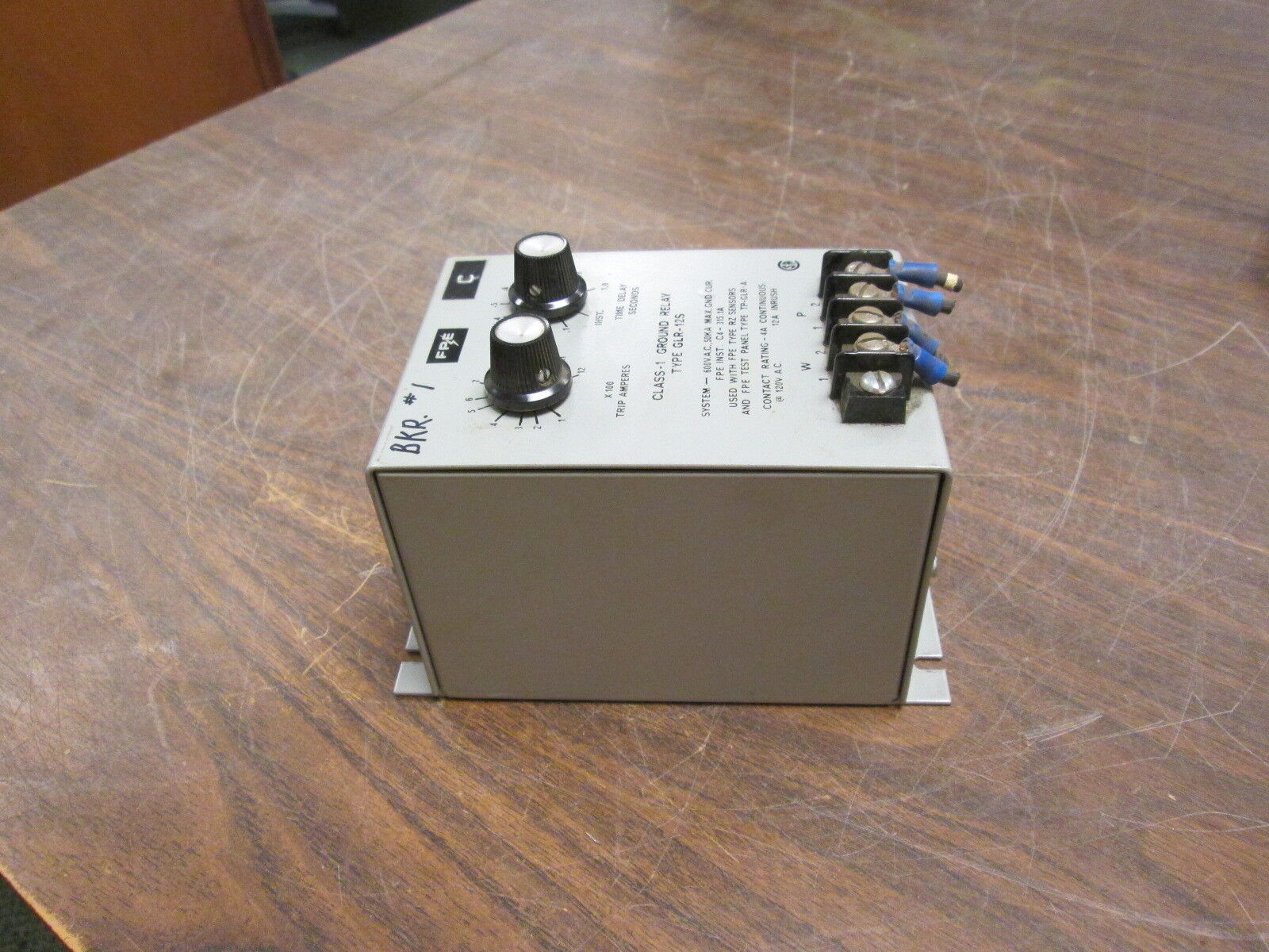 FPE Class-1 Ground Relay GLR-125 Trip: 100-1200A Delay: 0-1 sec Used
