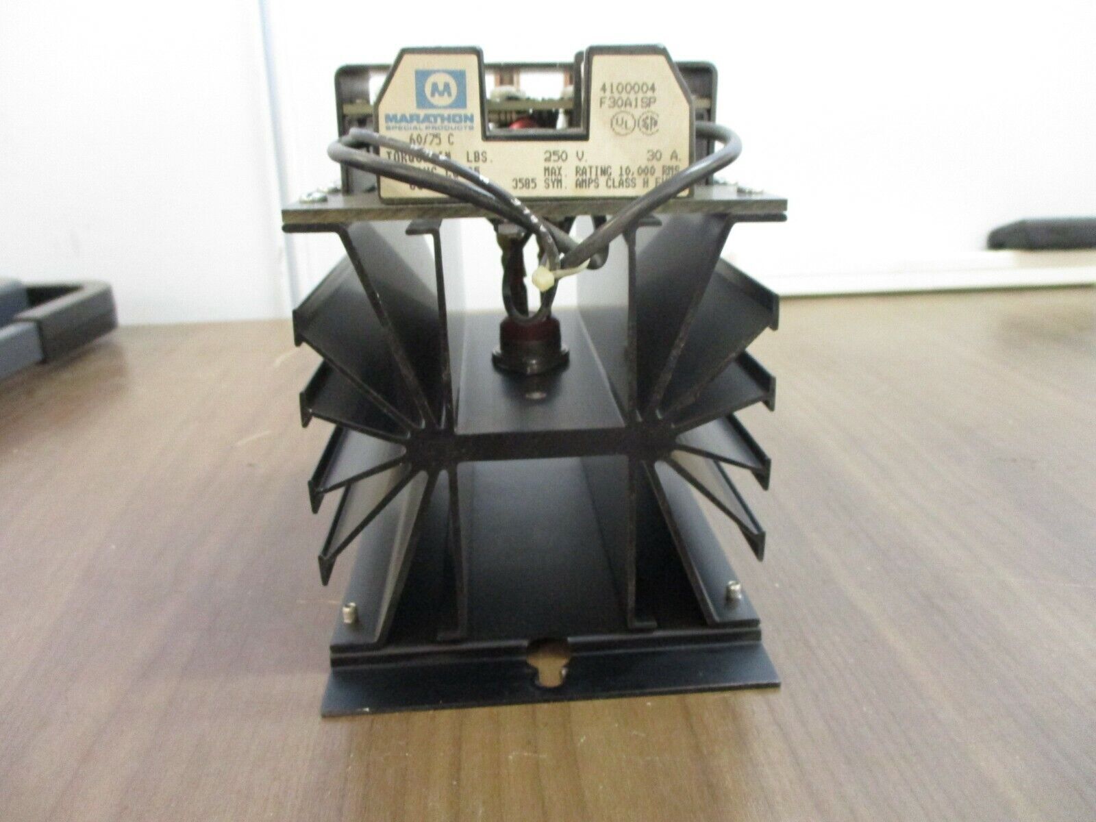 Harrel Solid State Power Module PM-210H 10A 230V Control: 10VDC Used