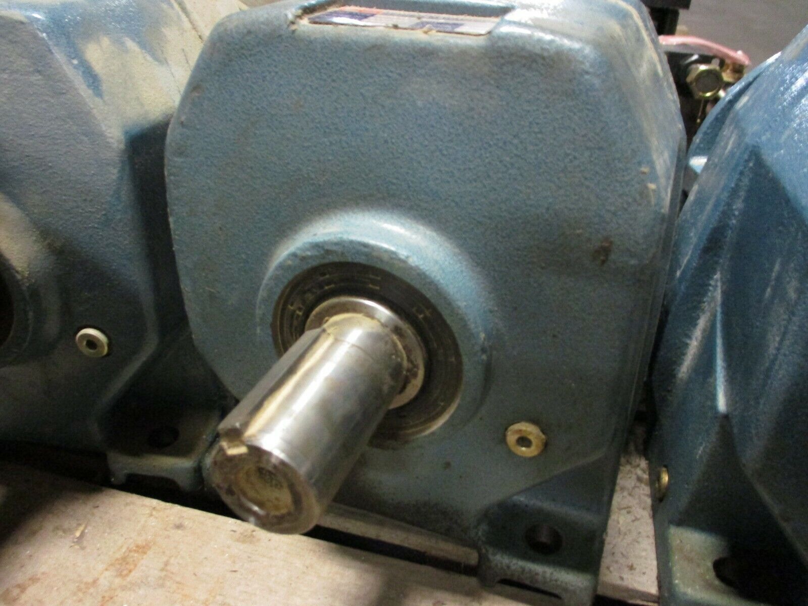 David Brown Series M Radicon Gear Reducer M072028.BANT Ratio 27.56:1 Used