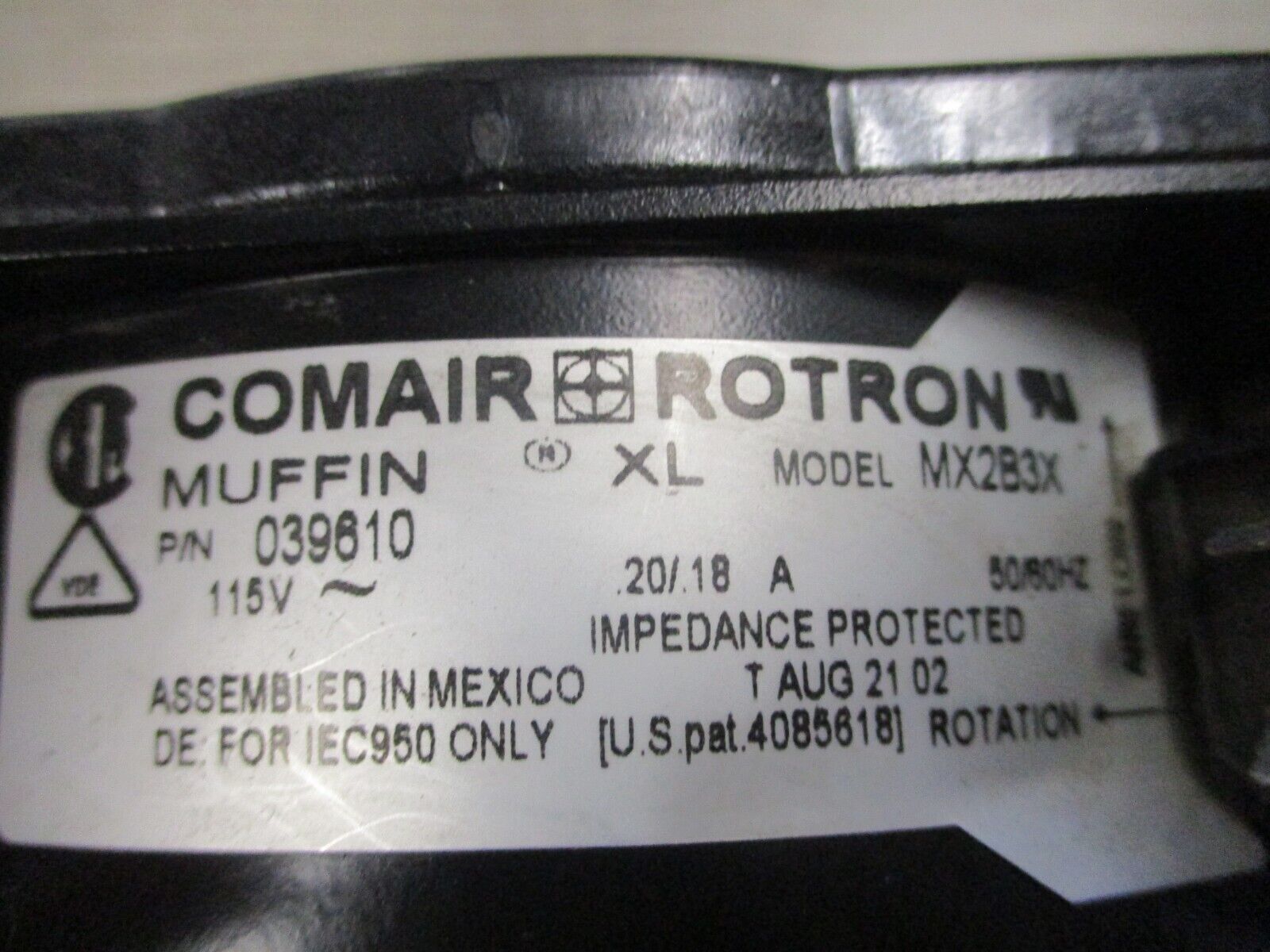 Comair Rotron Muffin XL Fan MX2B3 028422 50/60Hz .20/.18A 115V Used