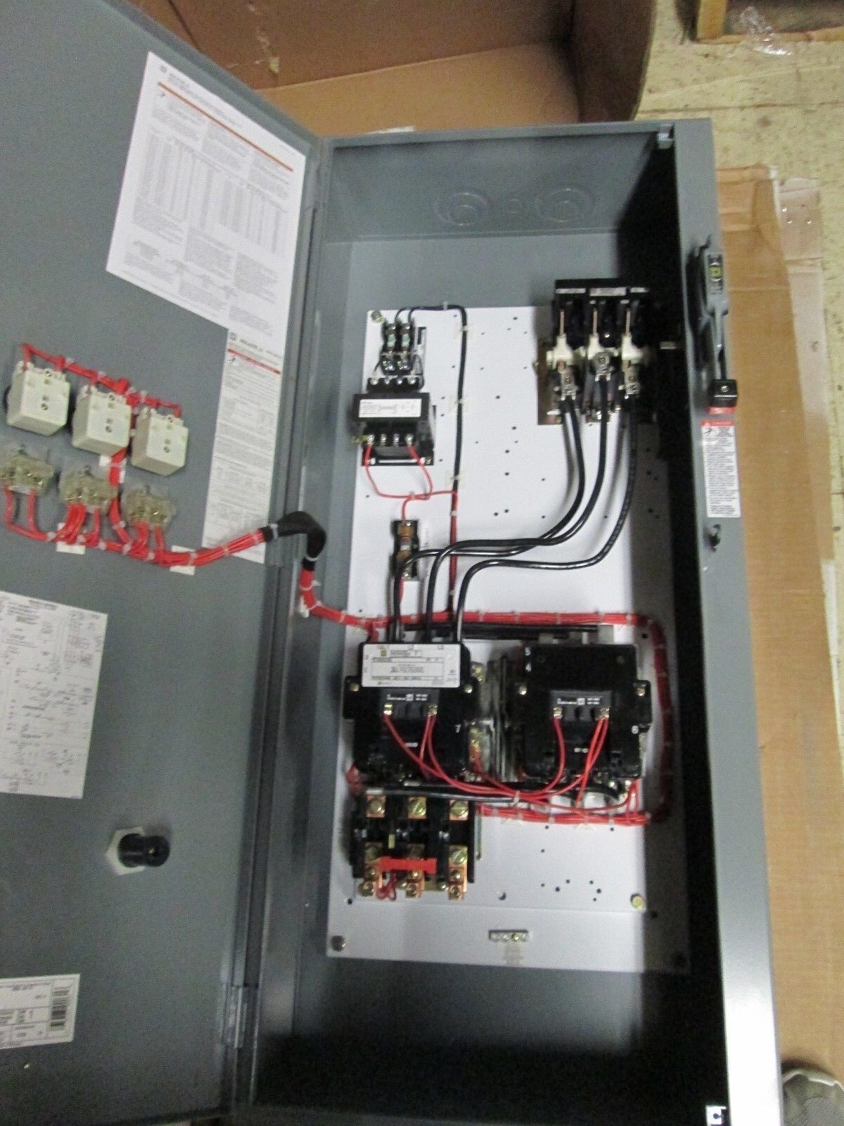 Square D Size 3 Reversing Combination, 120V 3Ph, Non-Fusible Disconnect, IN BOX!