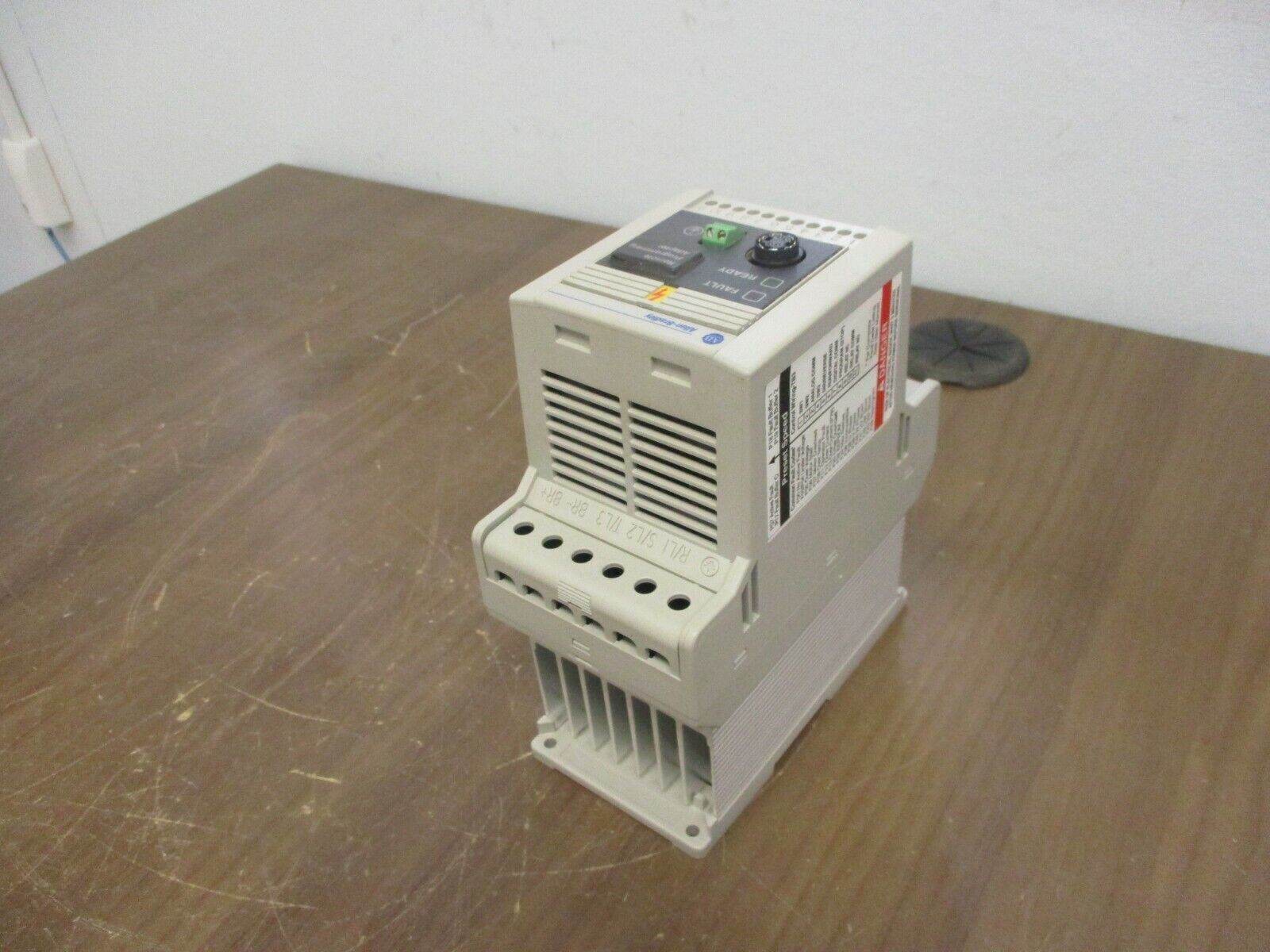 Allen-Bradley Speed Controller 160-BA03NPS1 Ser. C FRN: 7.06 1HP Used