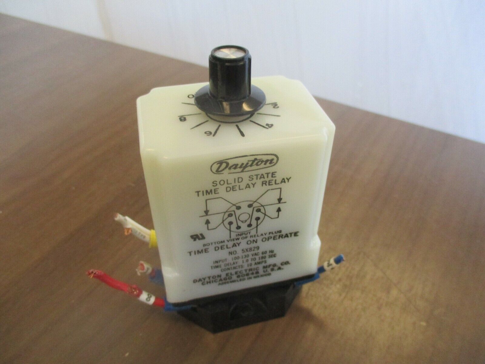 Dayton Time Delay Relay 5X829 Delay: 1.0-180 sec 100-130VAC 60Hz Used