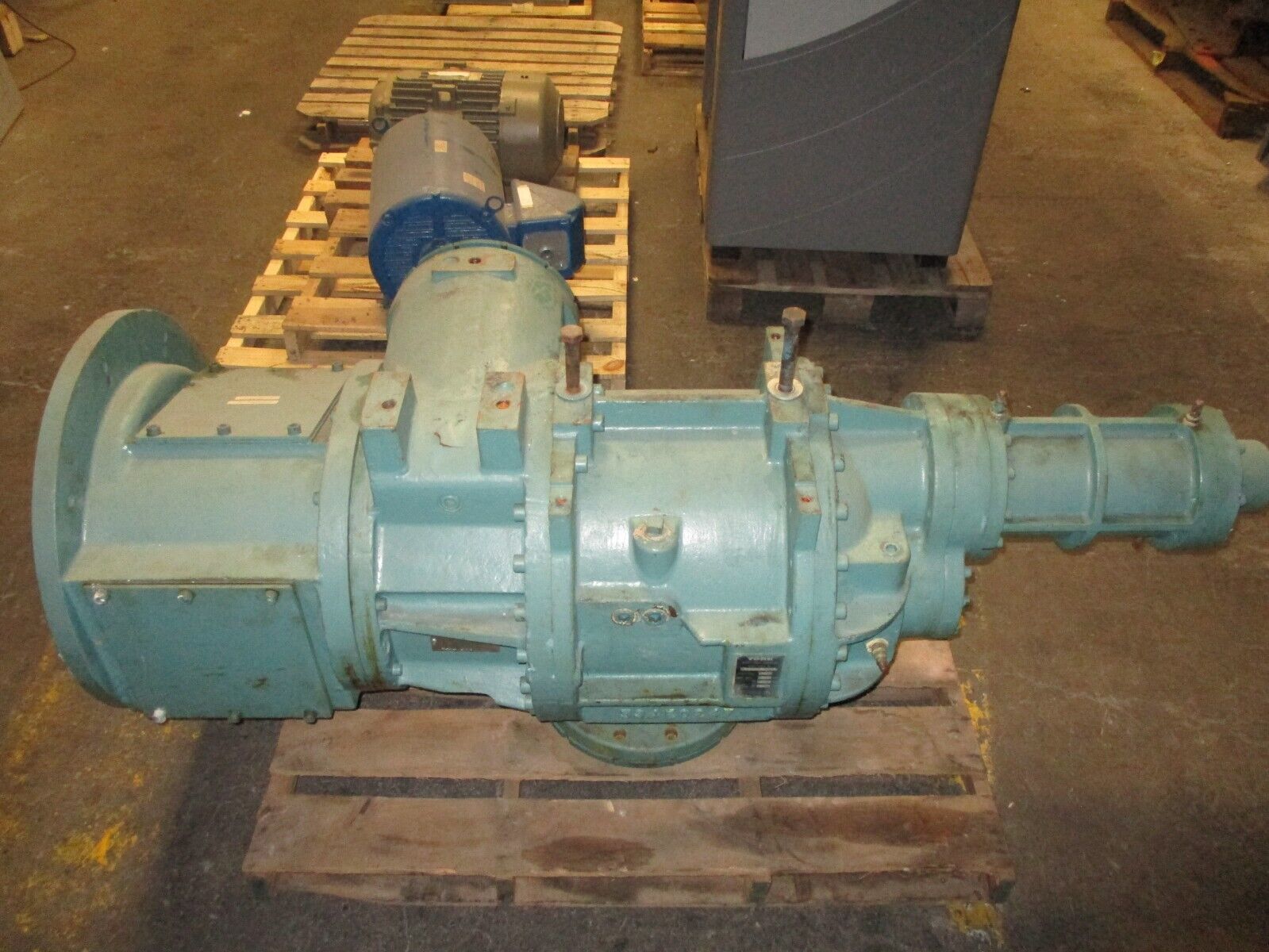 Rotary Screw Compressor YCCH193 R-22 3600RPM 300PSIG Used