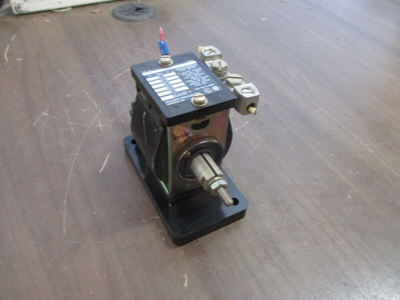 Allen-Bradley Instantaneous Trip Relay 809-A07E Ser. A 16A 600V Used