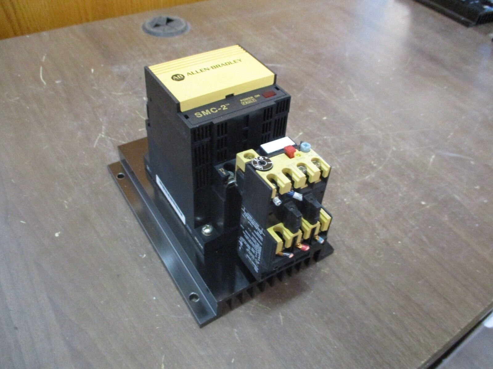 Allen-Bradley SMC-2 Smart Motor Controller 150-A09NB / 193-BSB 80 5HP 460V