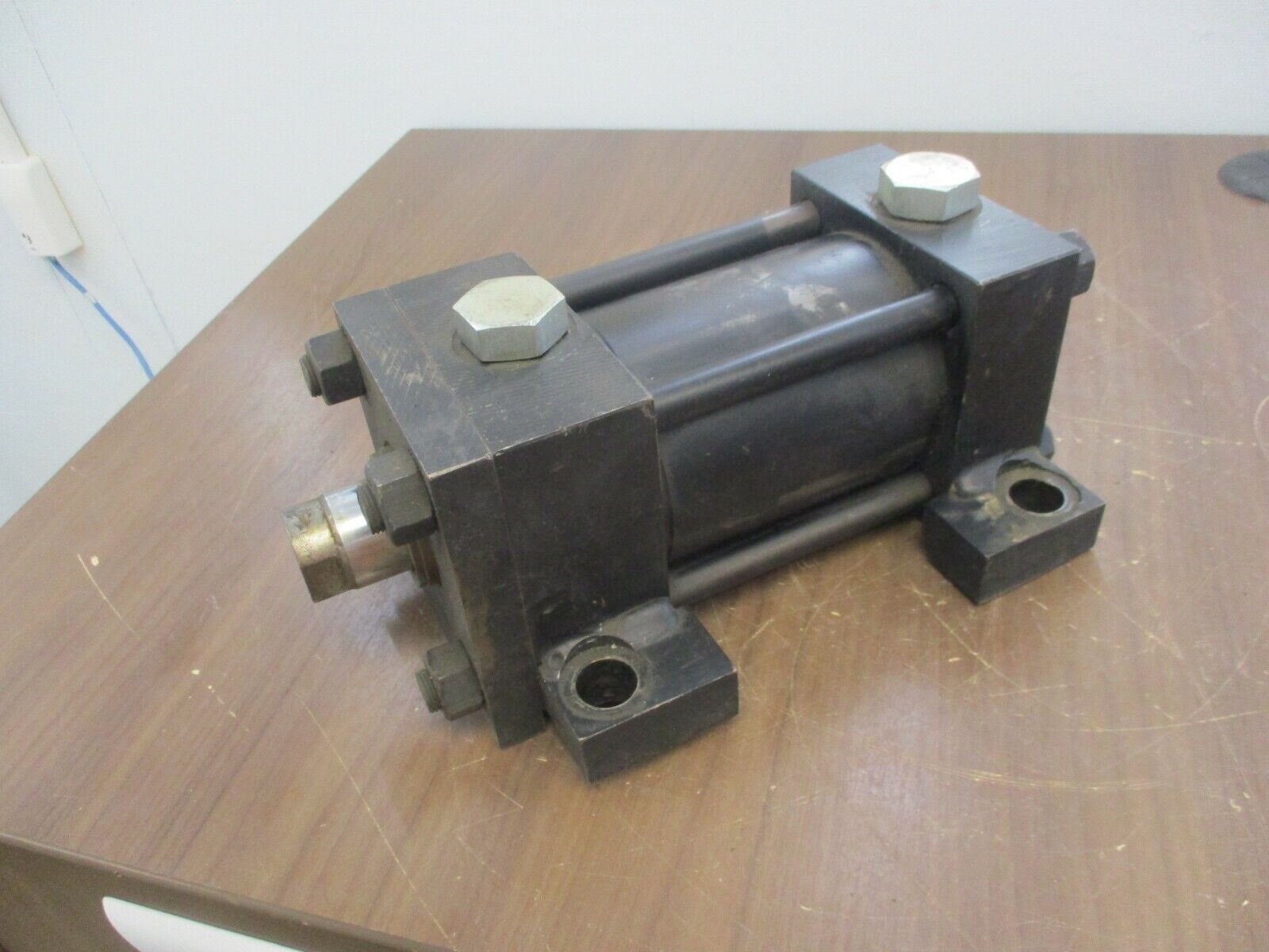 RWC Hydraulic Cylinder 8902-03-109 3000PSI Used