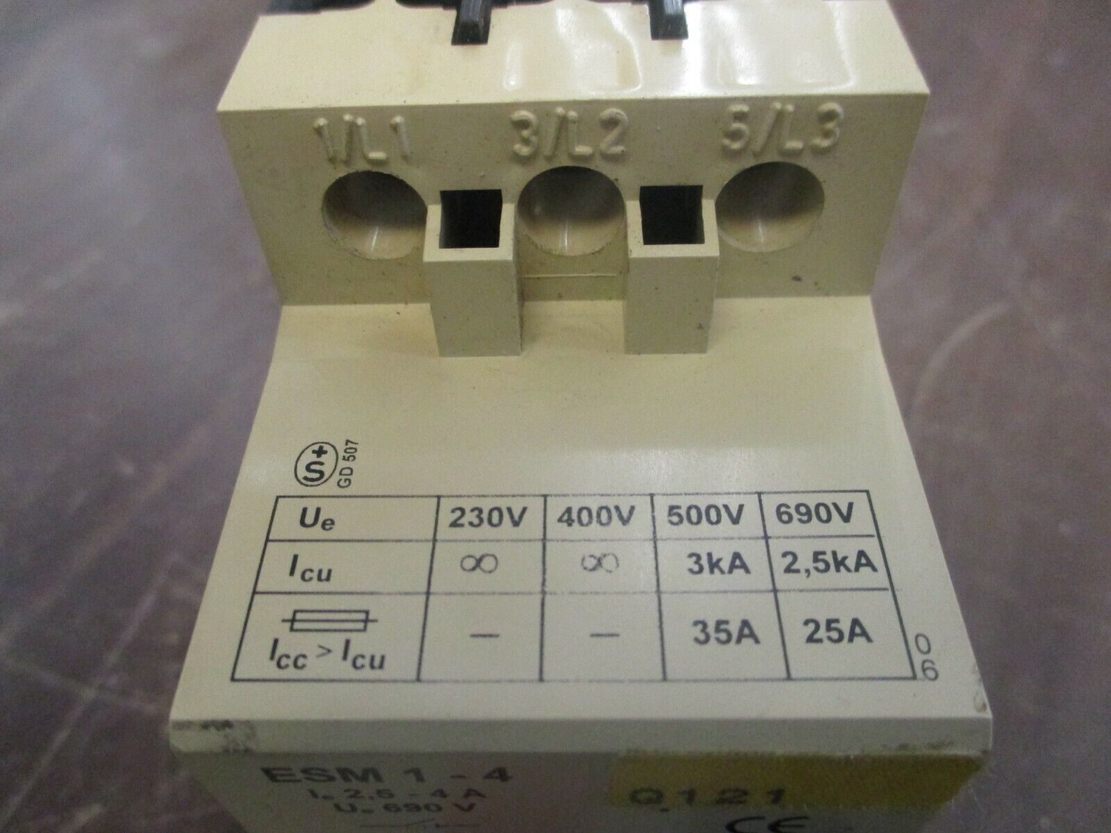 ESG Manual Starter ESM 1-4 Trip: 2.5-4A Used