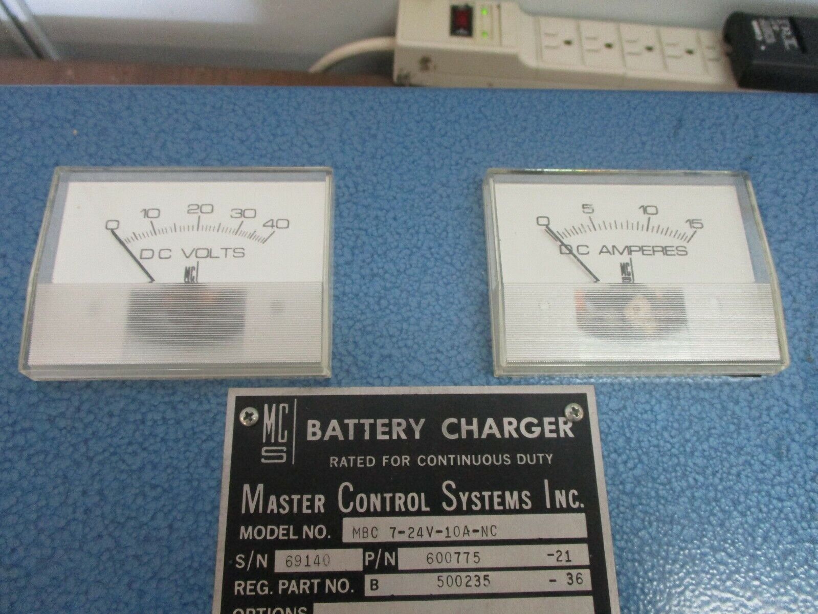 MCS Battery Charger 600775-21 Model #: MBC 7-24V-10A-NC 230AH 20-Cells Used