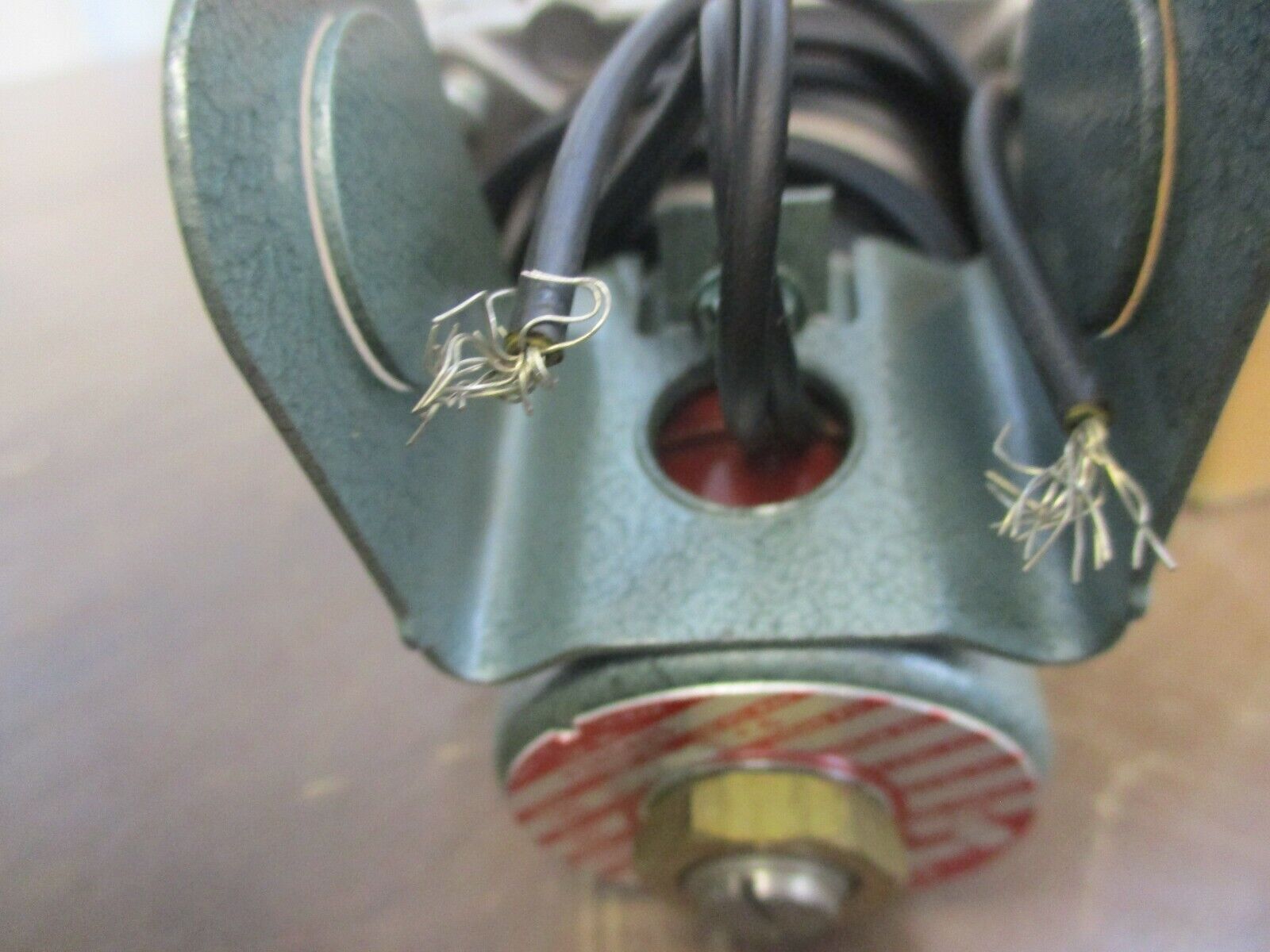 ITT Magnetic Gas Valve K3A542S 6 PSI 1/2" NPT 110-120V 50/60Hz New Surplus