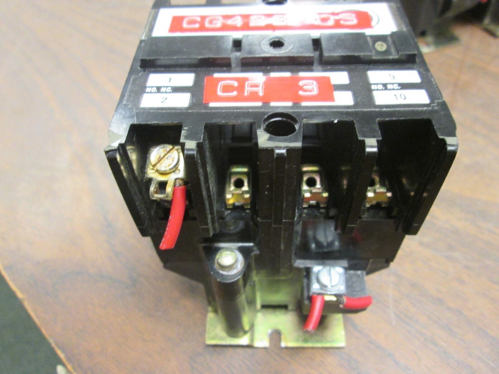Westinghouse Control Relay AR4A 766A023G01 10A 600V 120V Coil *Lot of 2* Used