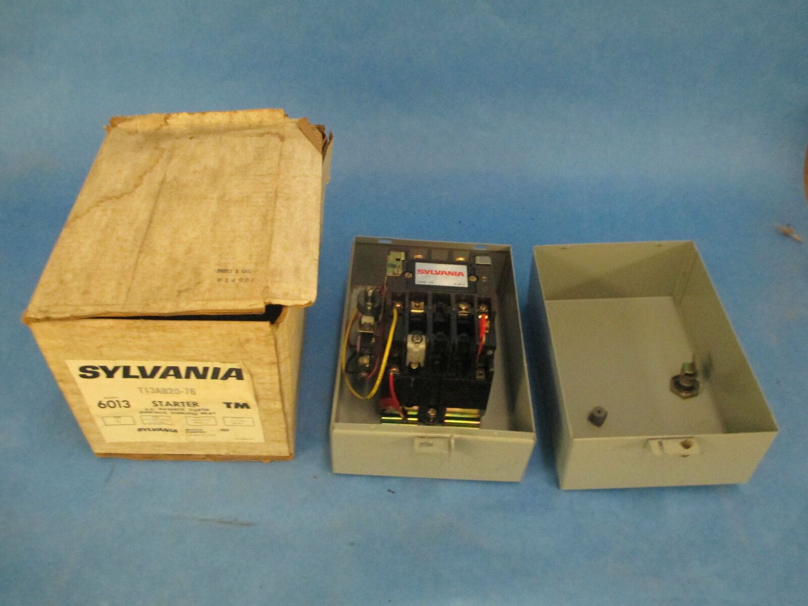 Sylvania Starter Enclosure, T13AB20-76, Size 0, New!!!