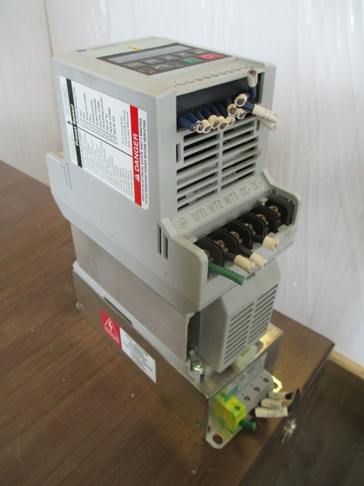 Allen-Bradley Preset Speed Controller w/ Line Filter 160-BA04NPS1 Ser. C 2HP