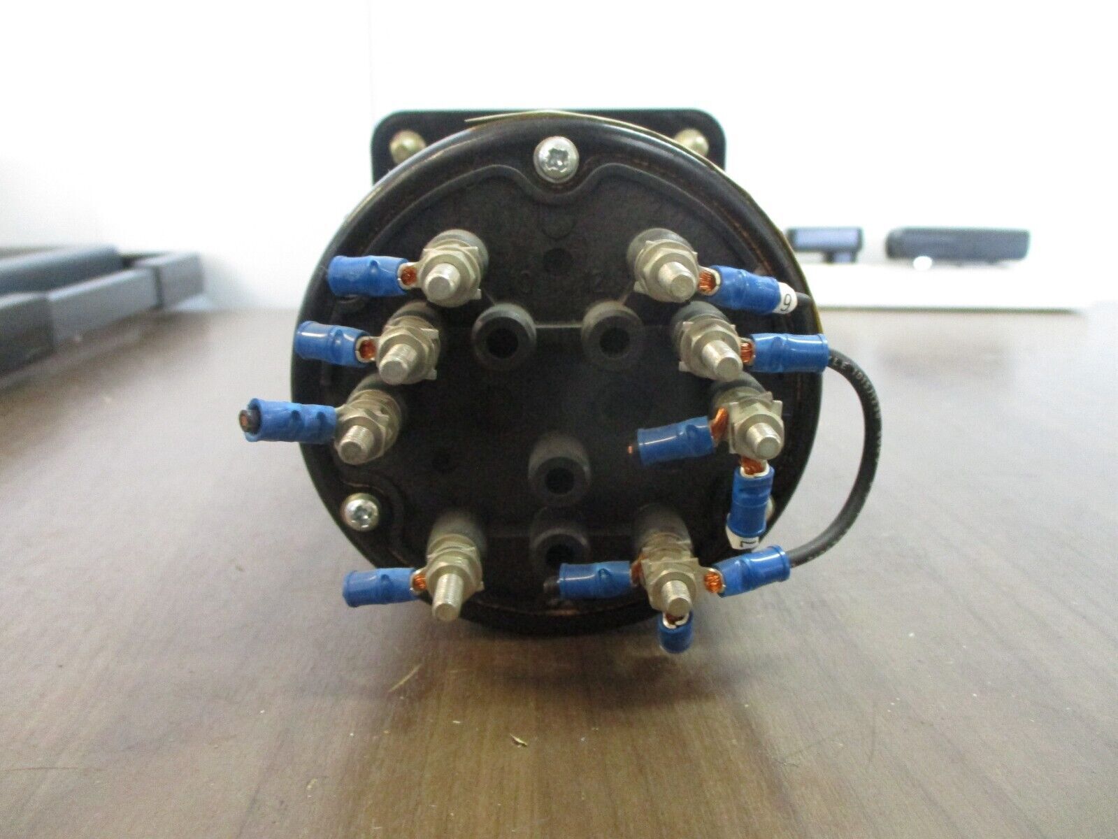 Crompton AC Kilowatt Meter 1955 077-218A-QQXX C6 Range: 0-2500KW Used