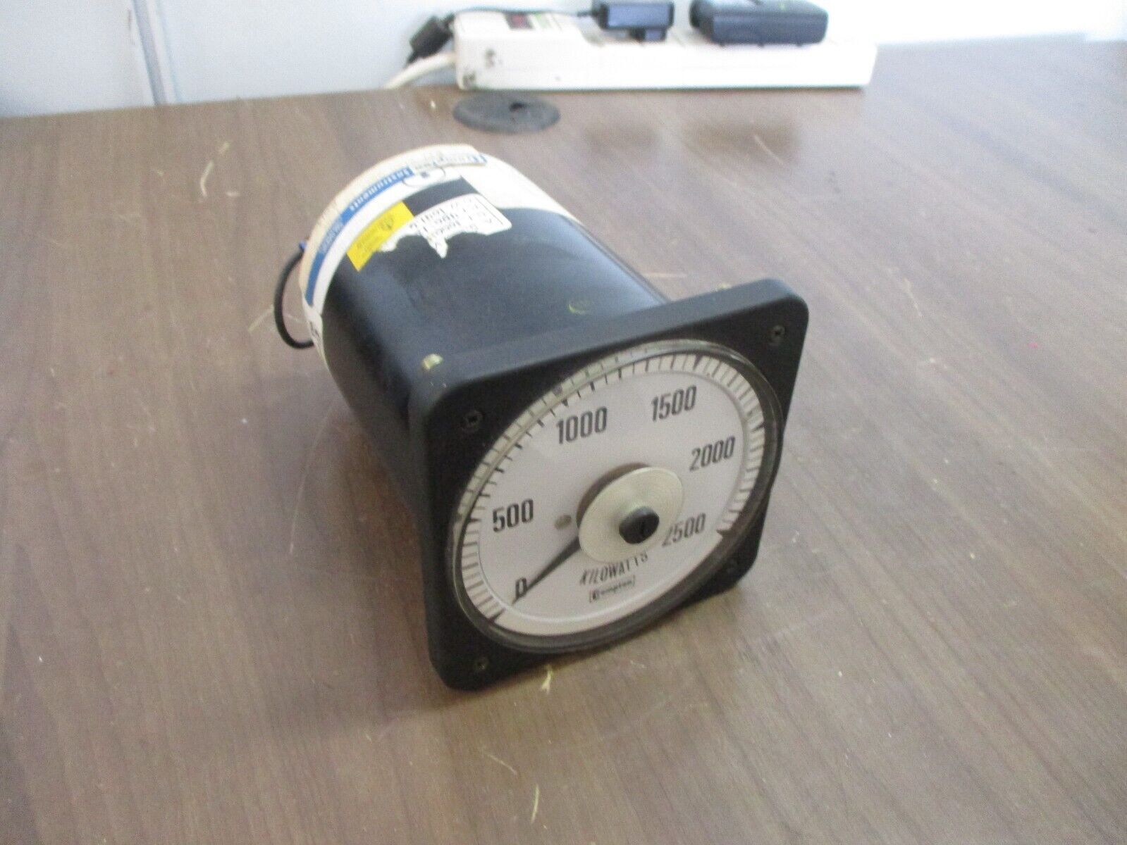 Crompton AC Kilowatt Meter 1955 077-218A-QQXX C6 Range: 0-2500KW Used