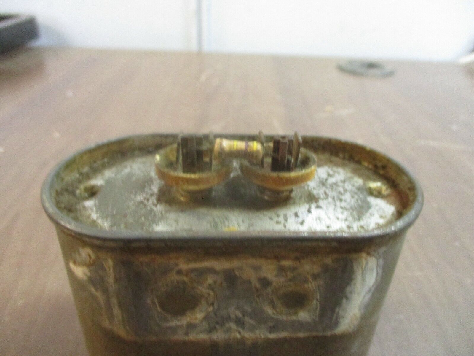 Aerovox Capacitor H94R4024B 24uF 400V 60Hz Used