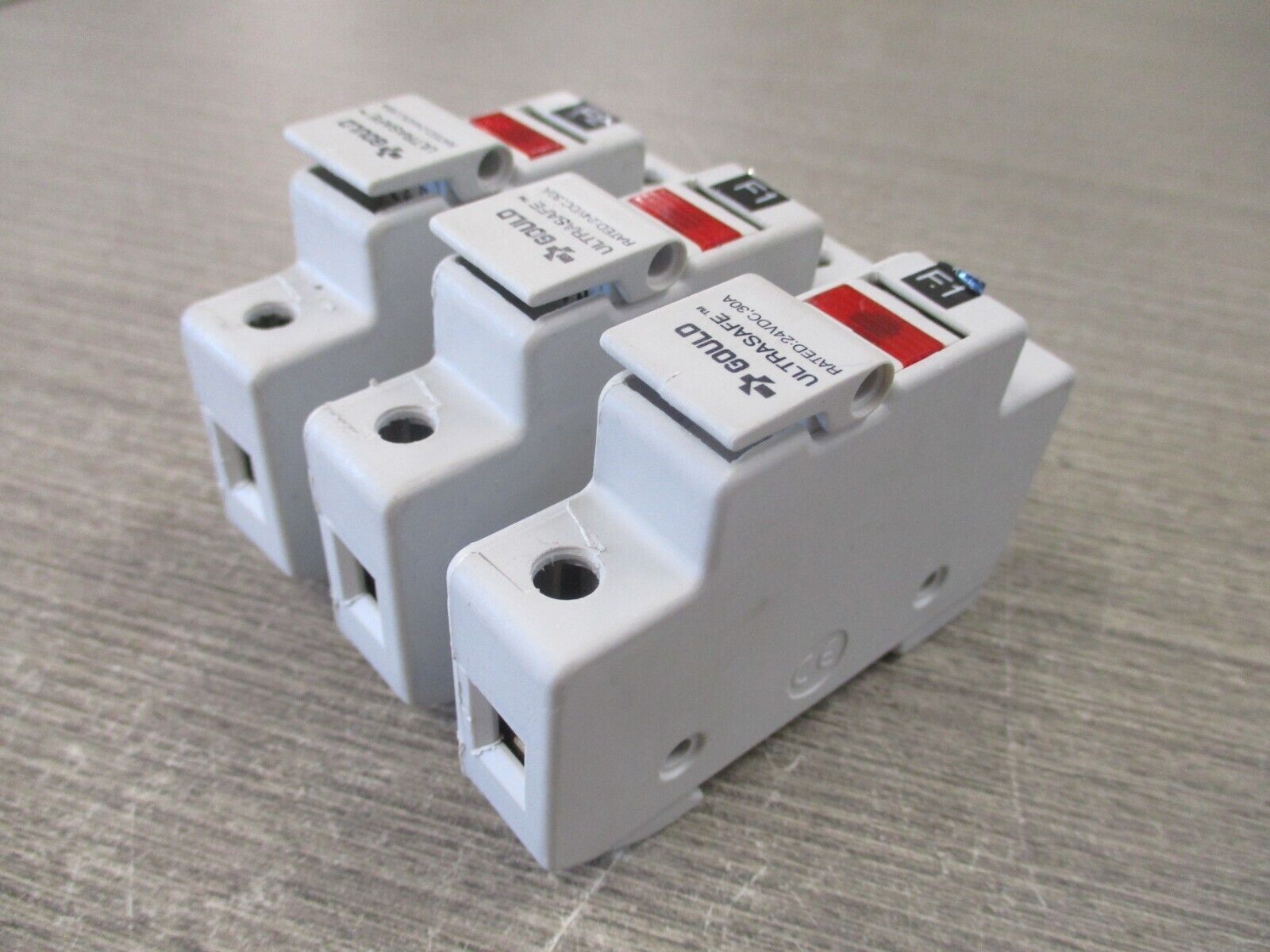 Gould Ultrasafe Fuseholder USM1I-DC24P 30A 24VDC 1P *Lot of 3* Used