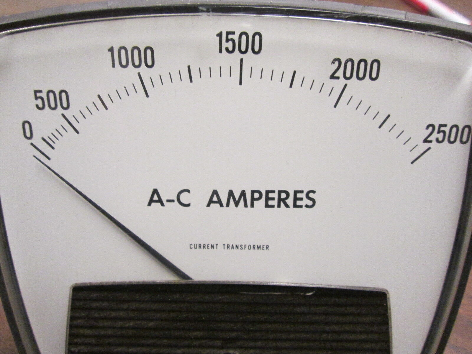 GE AC Amp Meter 50-250440LSTV1 Range: 0-2500A Used