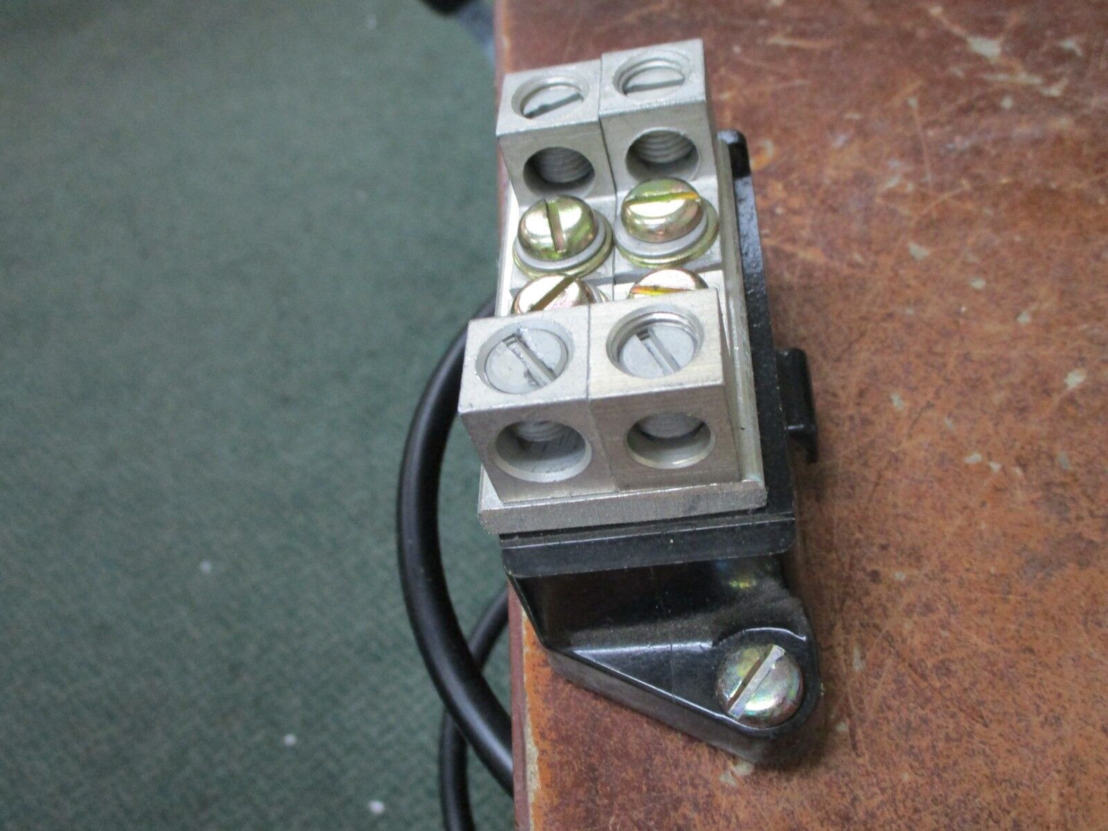 Square D Solid Neutral 9999 SN-1 Used