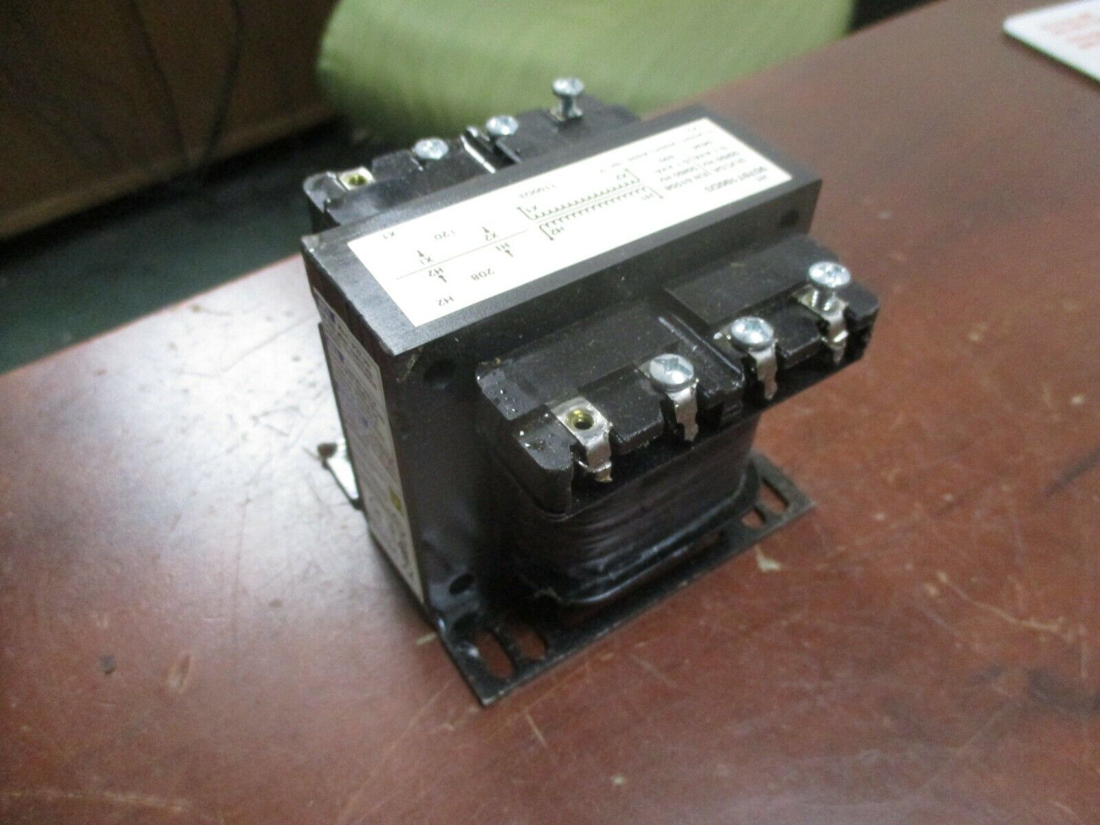 Square D Transformer 9070T100D3 0.1kVA Pri: 208V Sec: 120V 50/60Hz Used