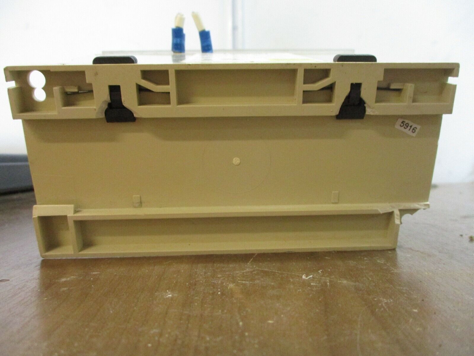 Crompton Protector Energize on Sync Relay 256-PLLU-PQBX-C6 120V 60Hz Used