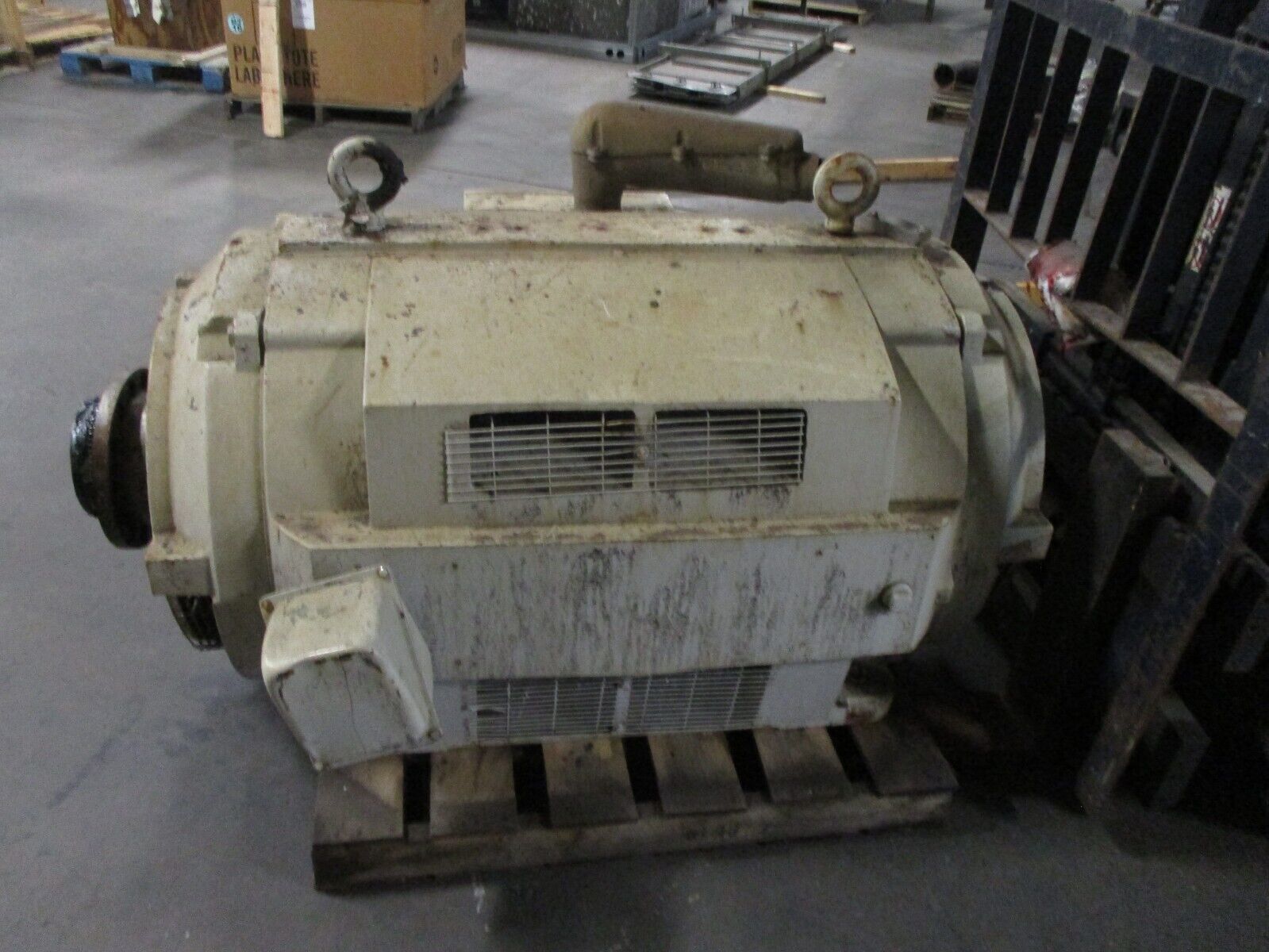 Reliance Motor Frame: 581CS 700HP 2300V 160A 1800RPM 60Hz Used