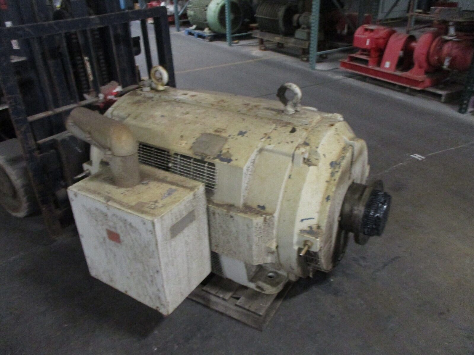 Reliance Motor Frame: 581CS 700HP 2300V 160A 1800RPM 60Hz Used