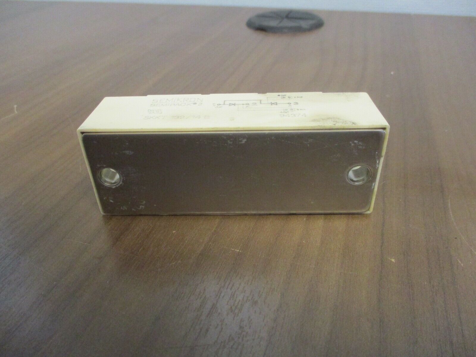 Semikron SemiPack 2 Power Module SKKT 132/14E Allen-Bradley Part #: 135105 Used