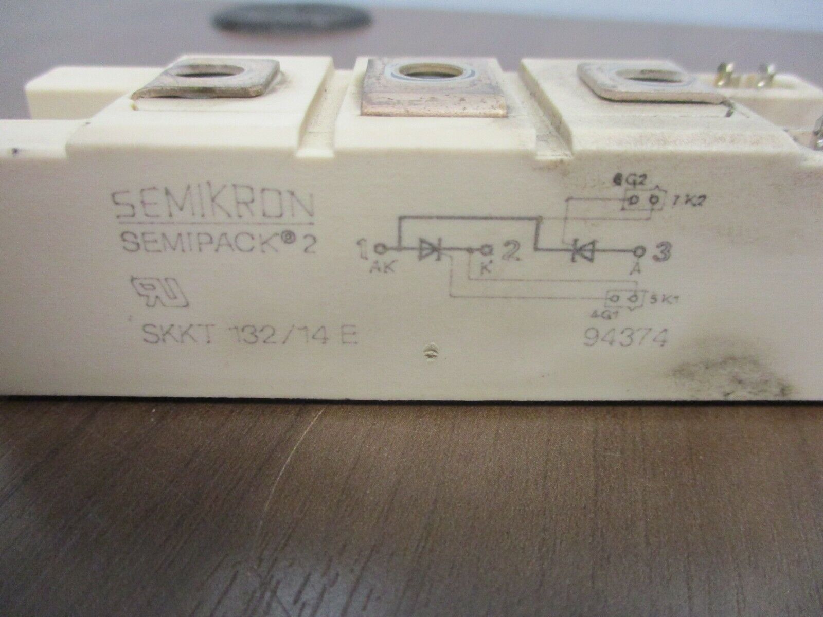 Semikron SemiPack 2 Power Module SKKT 132/14E Allen-Bradley Part #: 135105 Used