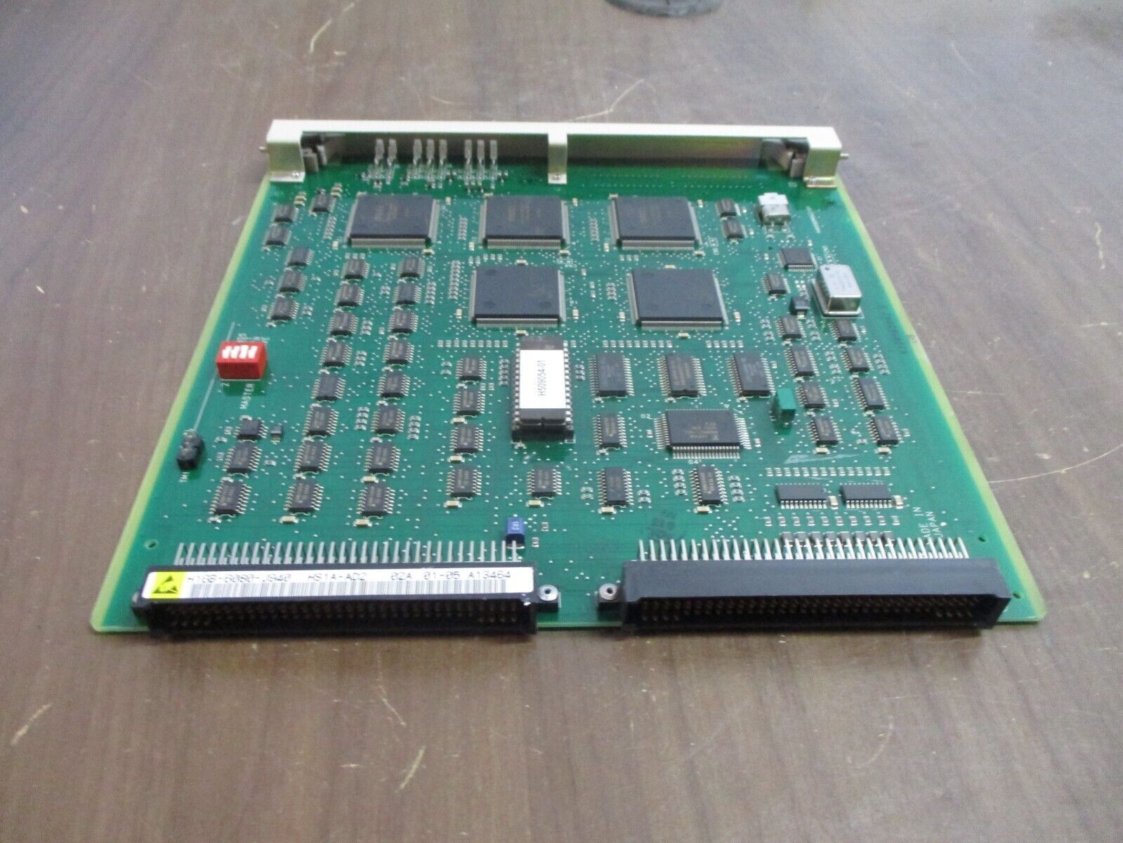 Fujitsu HS Switch 2 Unit SNPQB205AB Iss. 04 FC9612SAM2 / HS1A-AD2 Used