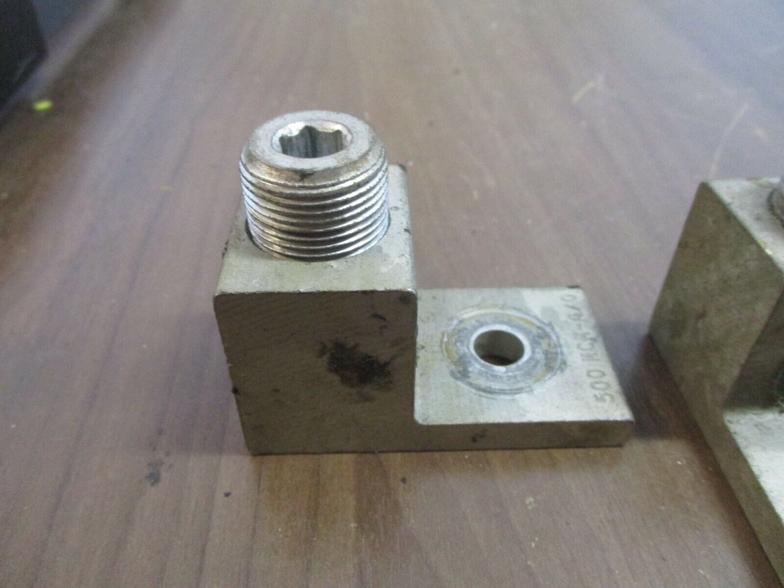 INT Mechanical Lug RA-500 500MCM-4/0 *Lot of 3* Used