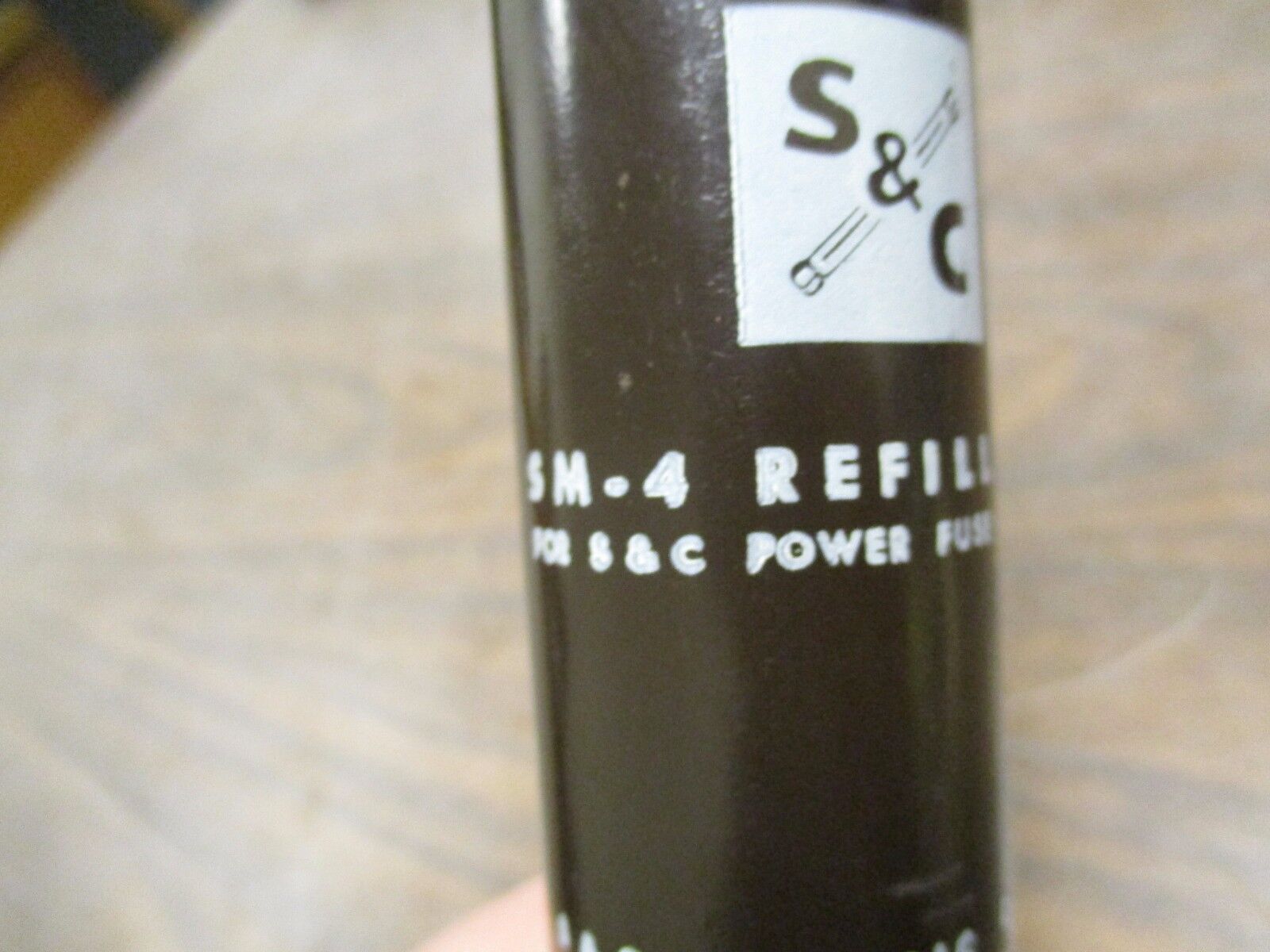 S&C SM-4 Fuse Refill 122150-R3 100E 14.4KV Used