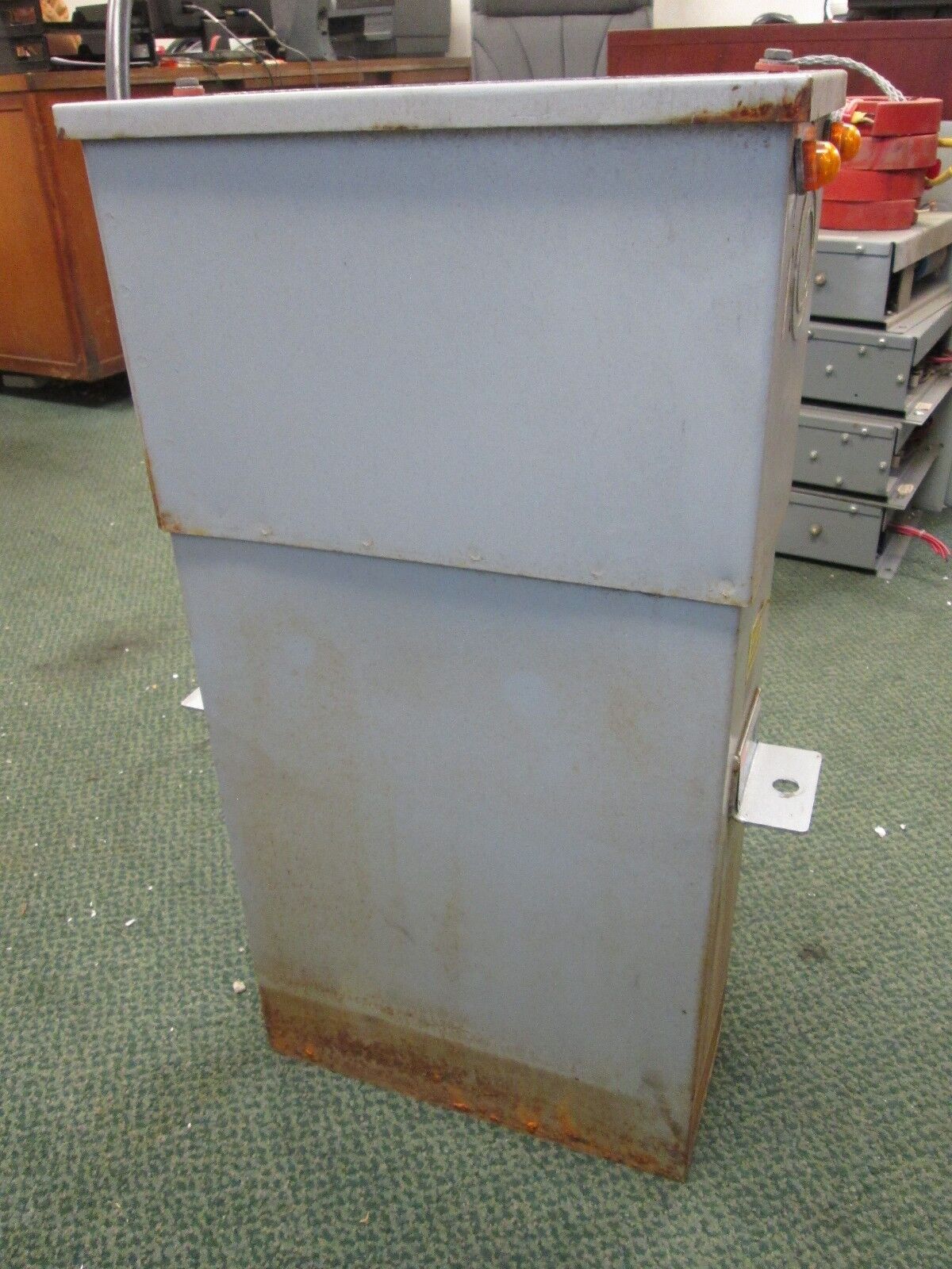 Cornell Dubilier Power Capacitor ICC1025D33L 25 KVAR 240V 3Ph 60Hz Used