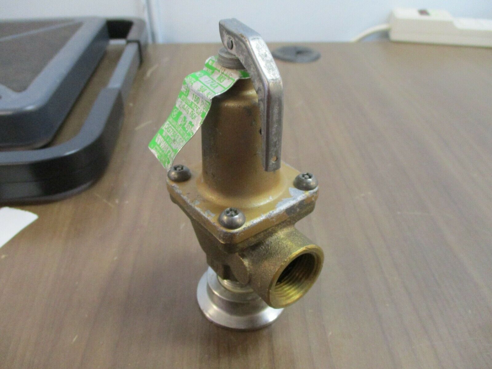 Watts Relief Valve M3 174A Size: ¾" Set: 150PSI 2,445,000BTU Used