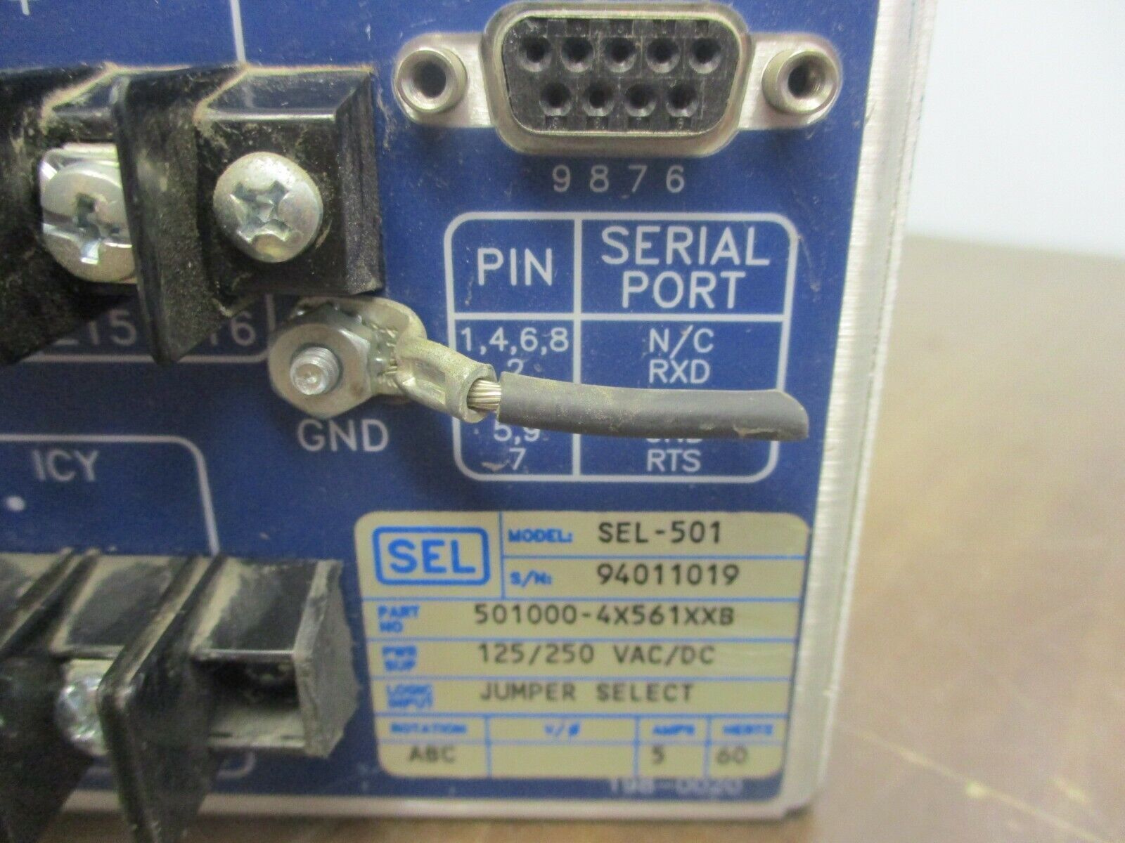 SEL Model SEL-501 Dual Universal Overcurrent Relay 501000-4X561XXB Used