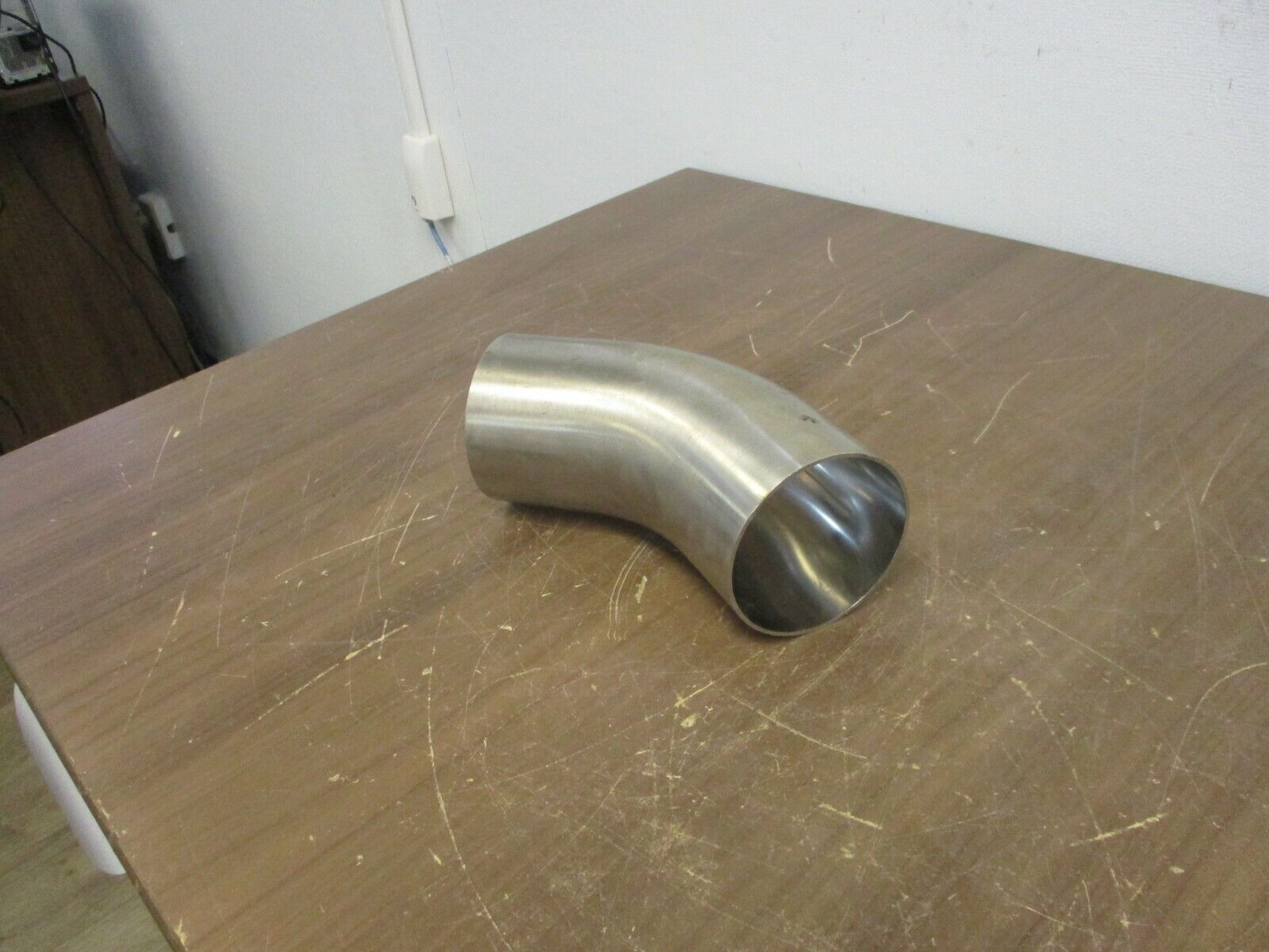 Dixon Stainless Steel 30° Sanitary Elbow 890817-300 Size: 3" Used