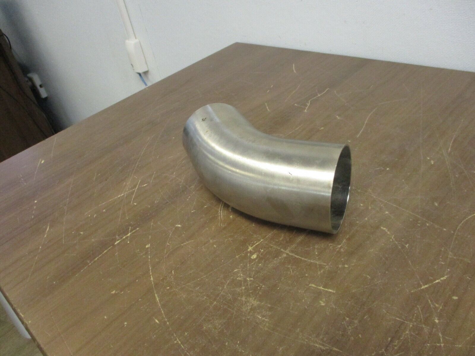 Dixon Stainless Steel 30° Sanitary Elbow 890817-300 Size: 3" Used