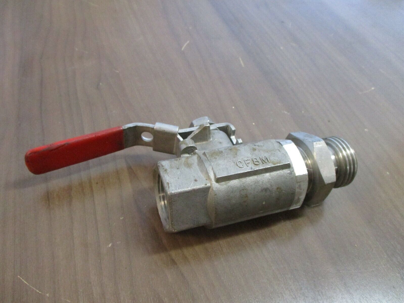 Watts Ball Valve CF8M Size: 1" 2000 WOG Used