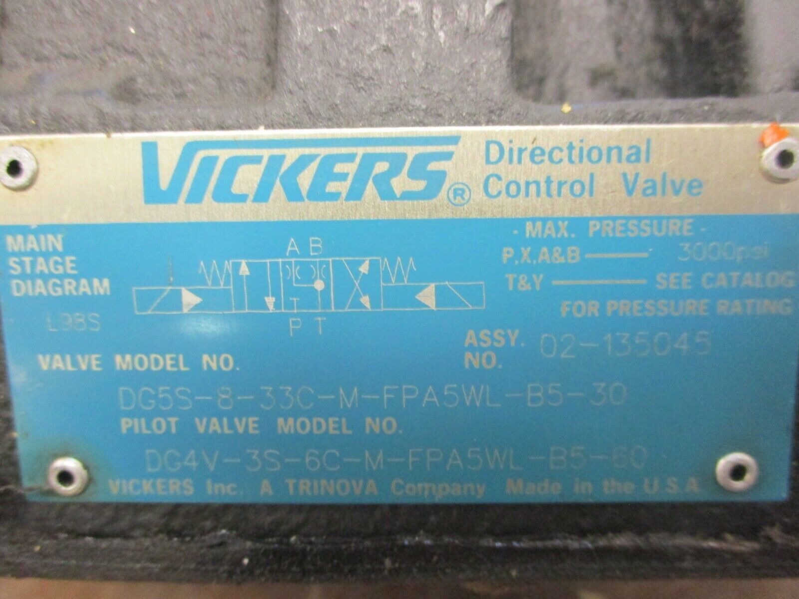 Vickers Directional Control Valve DG5S-8-33C-M-FPA5WL-B5-30 3000PSI Max Used