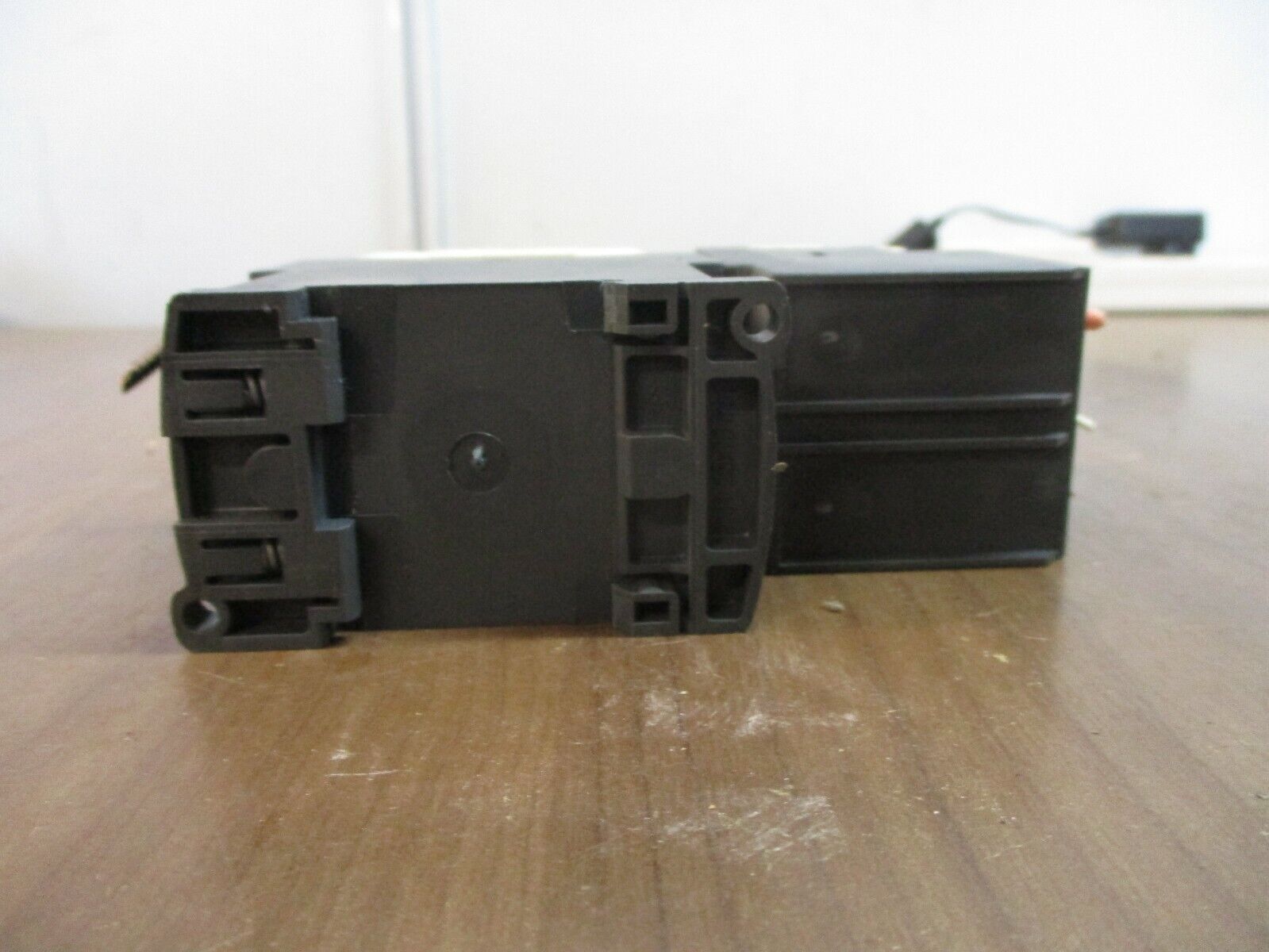 Schneider Electric Starter LC1D18 BD / LRD 12 24VDC Coil Trip: 5.5-8A 600V Used