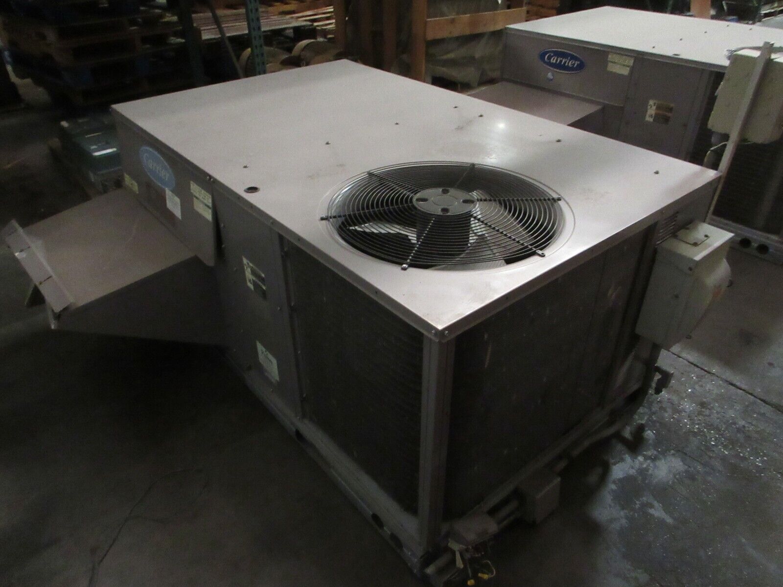 Carrier Rooftop Unit 48TCEA06A2A5A0A0A0 5-Ton 208/230V 3Ph w/Heat MFD: 2012 Used