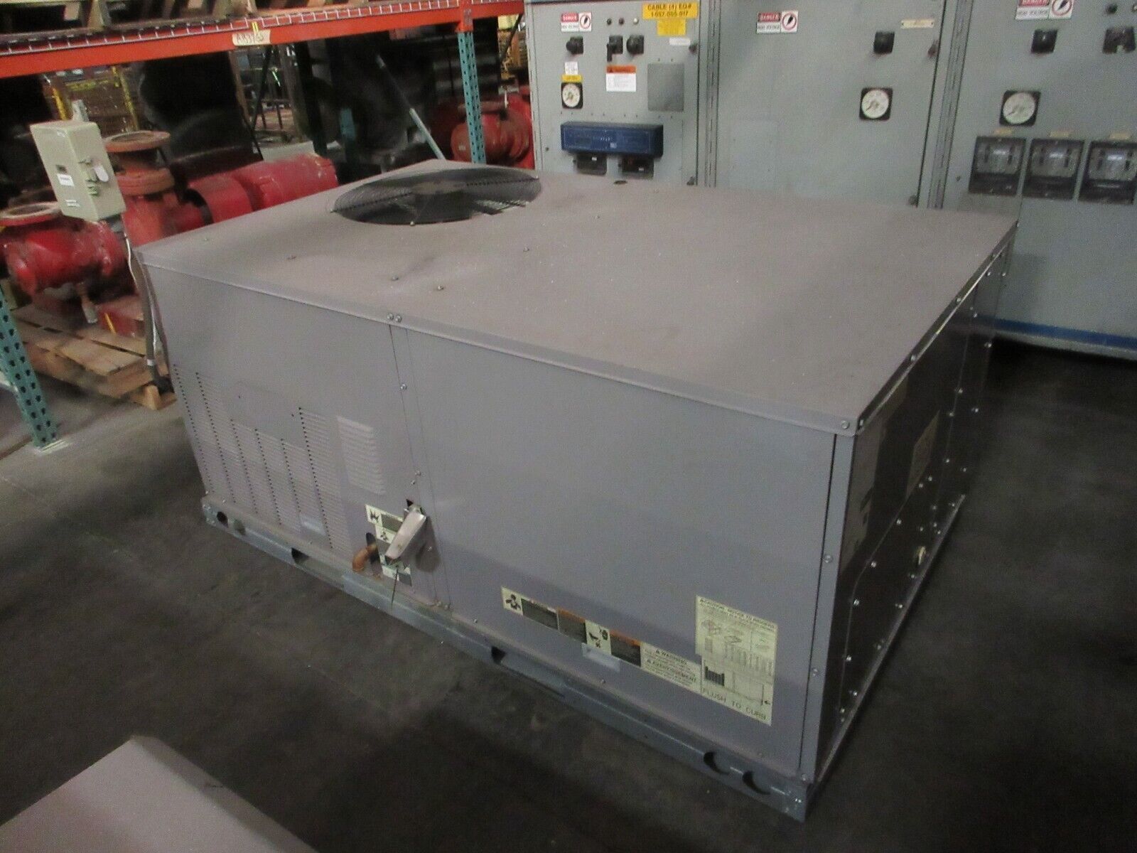 Carrier Rooftop Unit 48TCEA06A2A5A0A0A0 5-Ton 208/230V 3Ph w/Heat MFD: 2012 Used