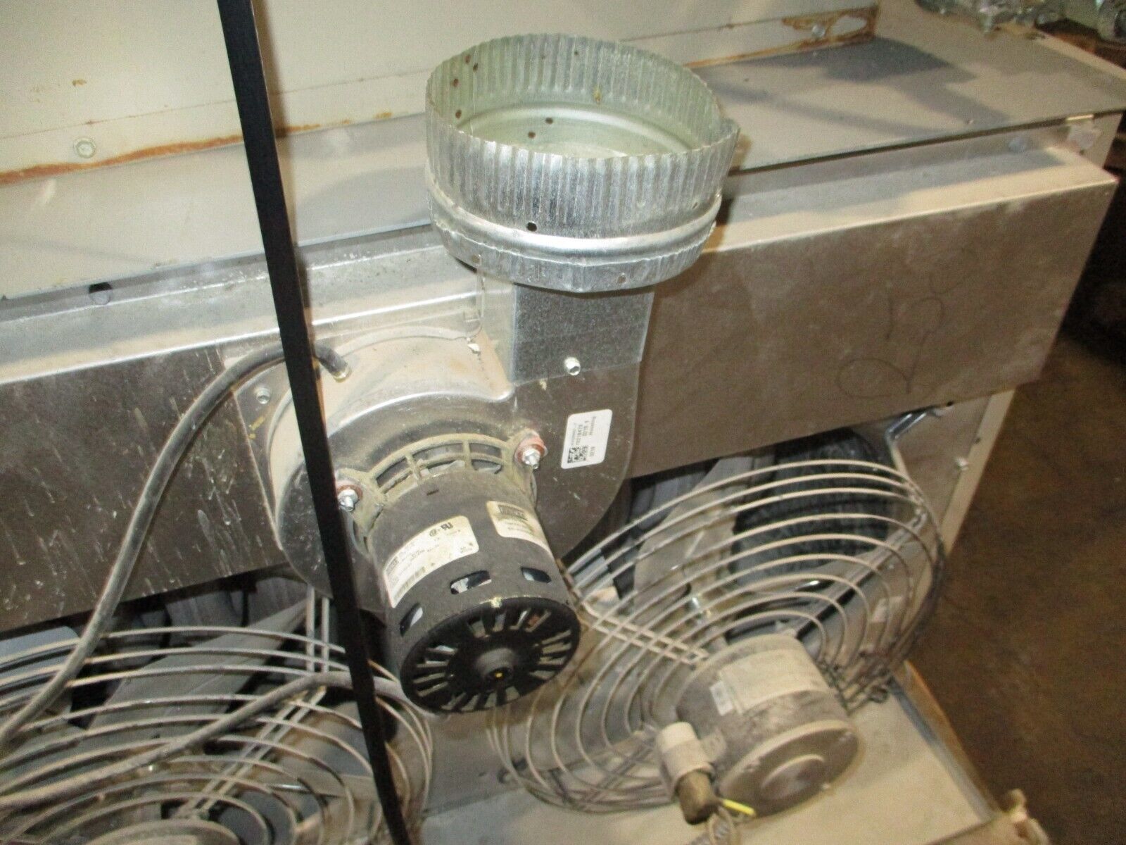 Advanced Distributor Products Natural Gas Heater SEP-250A-5 Power Vent Used