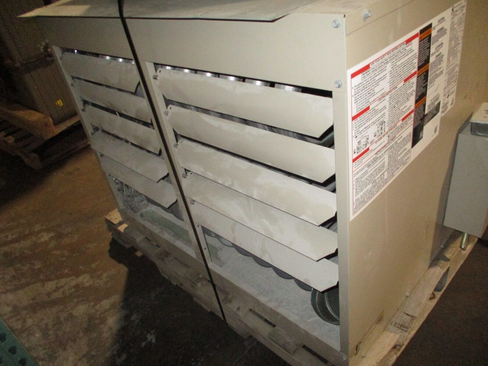 Advanced Distributor Products Natural Gas Heater SEP-250A-5 Power Vent Used