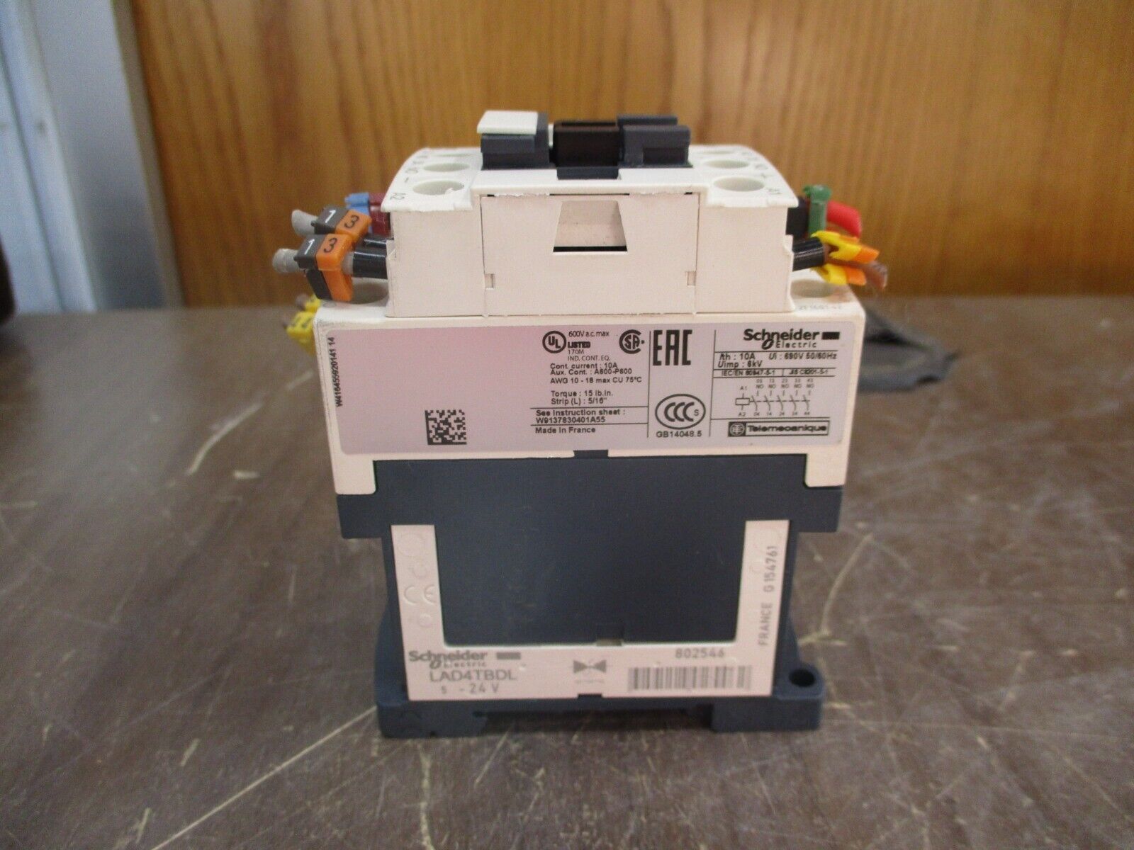 Schneider Electric Contactor CAD50 BL 24VDC Coil 10A 600V Used