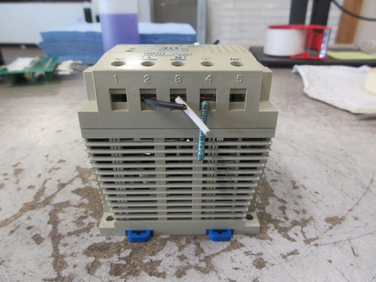 IDEC Power Supply PS5R-C24 In: 100-240VAC 0.68A 50/60Hz Out: 24VDC 1.3A Used