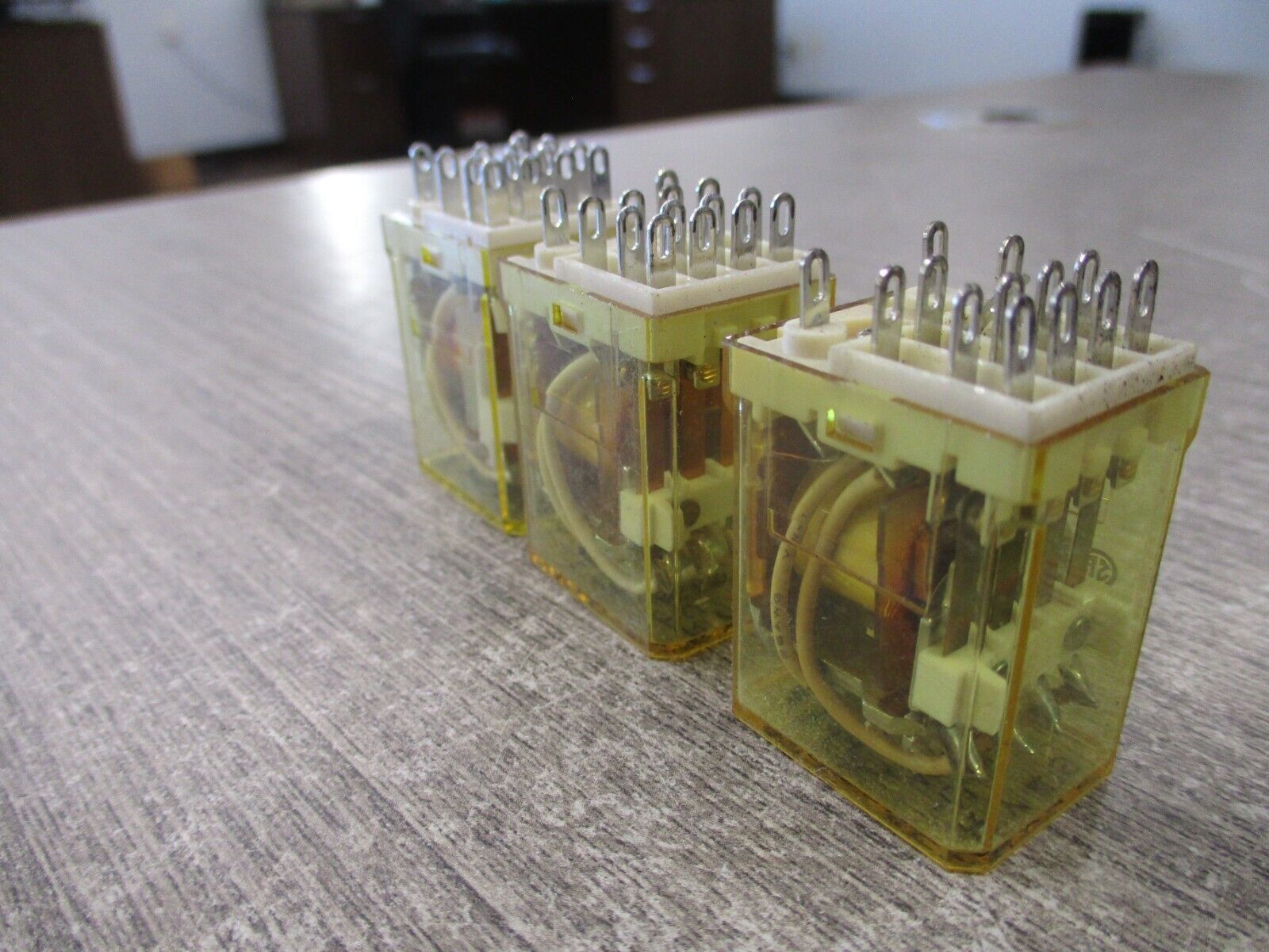 idec Relay RY4S-U 120VAC *Lot of 3* Used