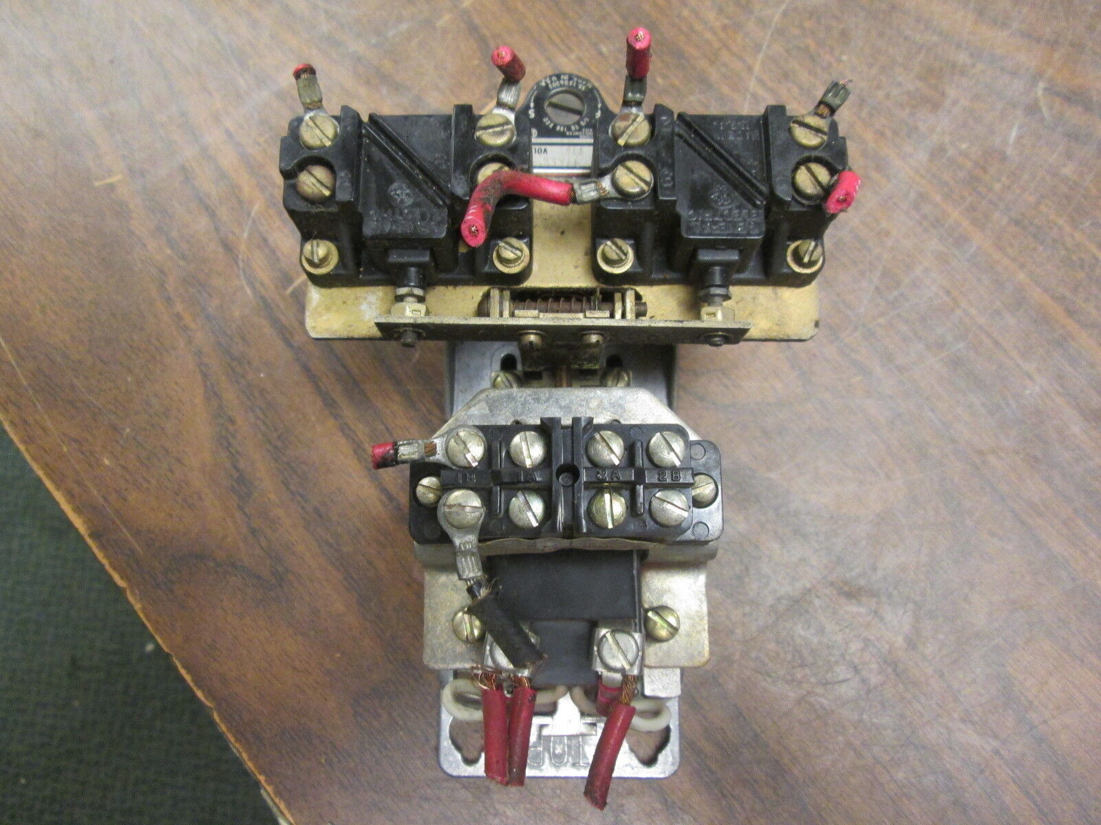 GE Time Delay Relay CR2820B116AA2 115V Coil 60Hz Delay: 1/5-180sec Used